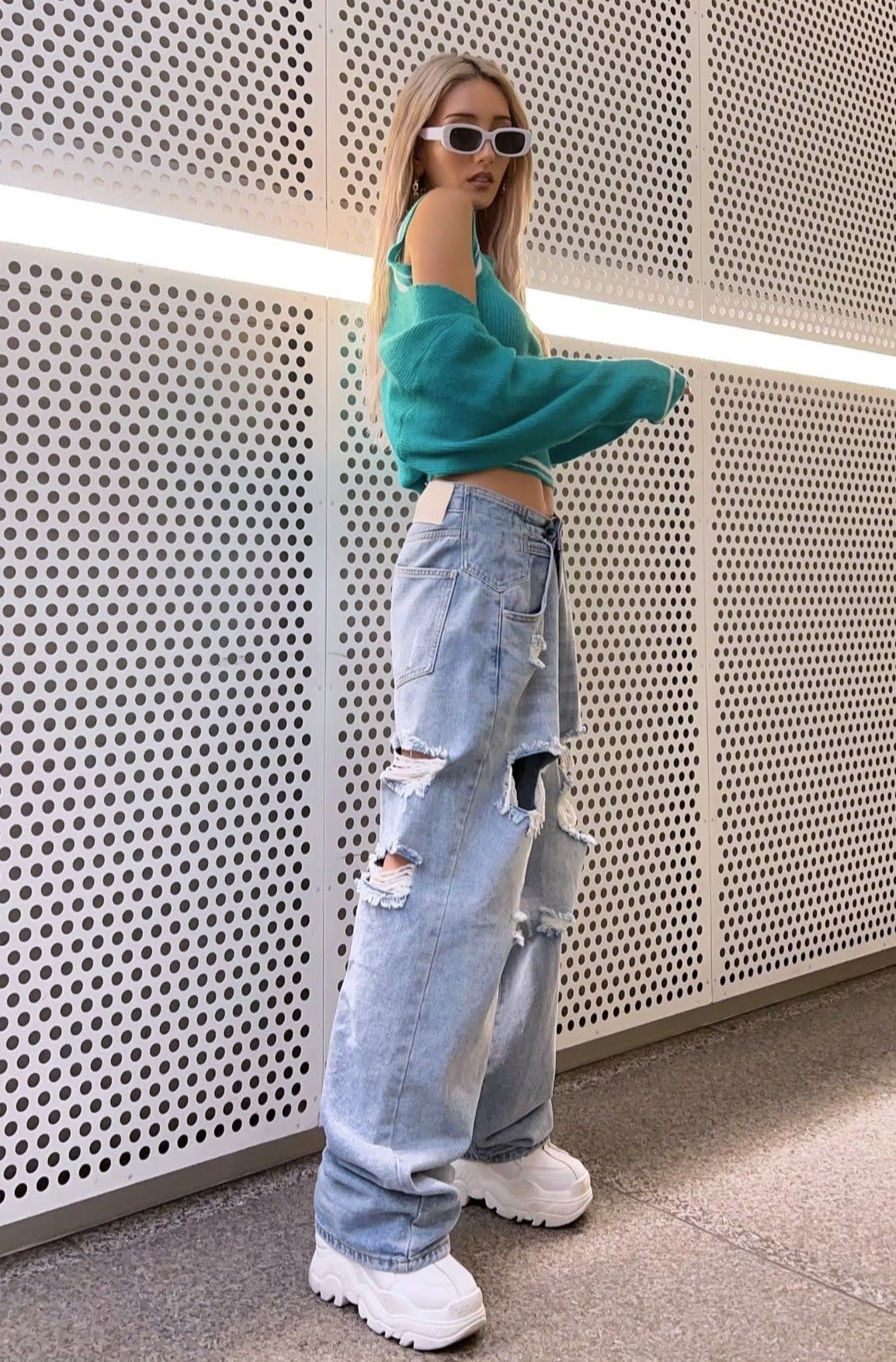 ストレートダメージデニムパンツ DPB10006