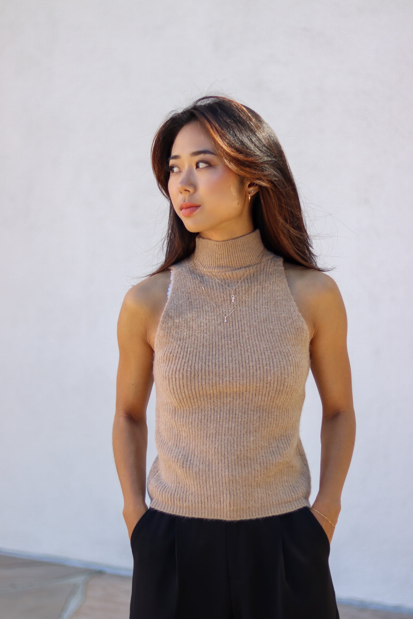 ショルダースリットニットソー DPA94035