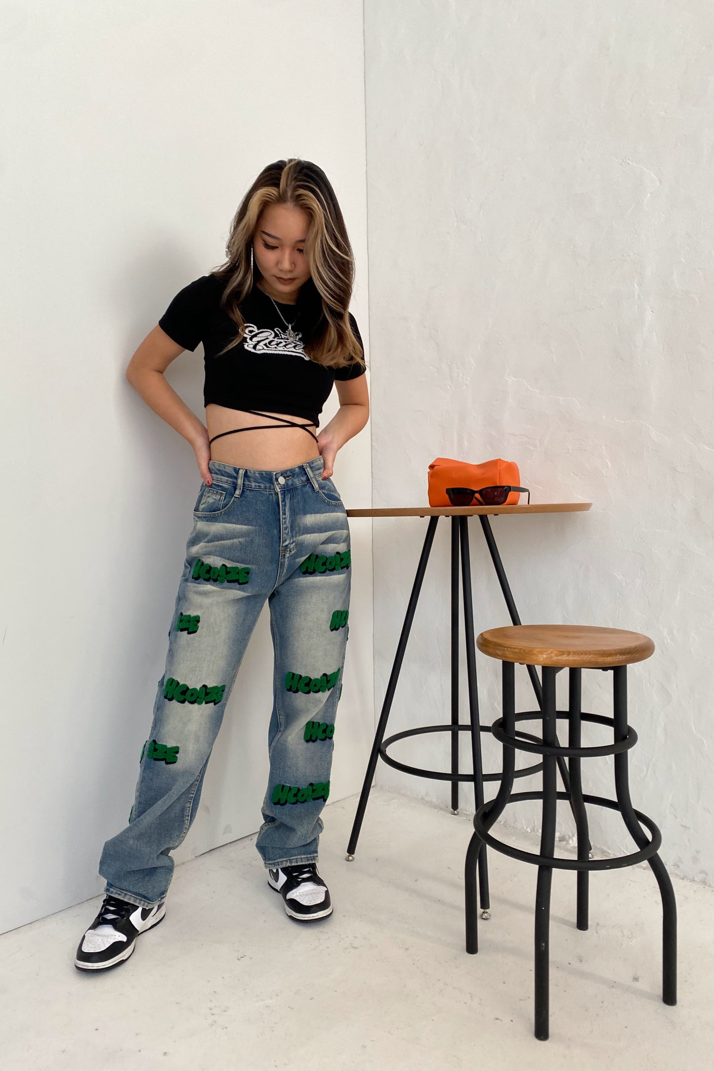 QueenミニTシャツ DPB22020