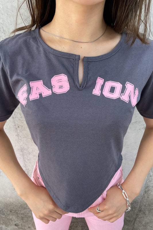 スリットネックTシャツ DPA30052