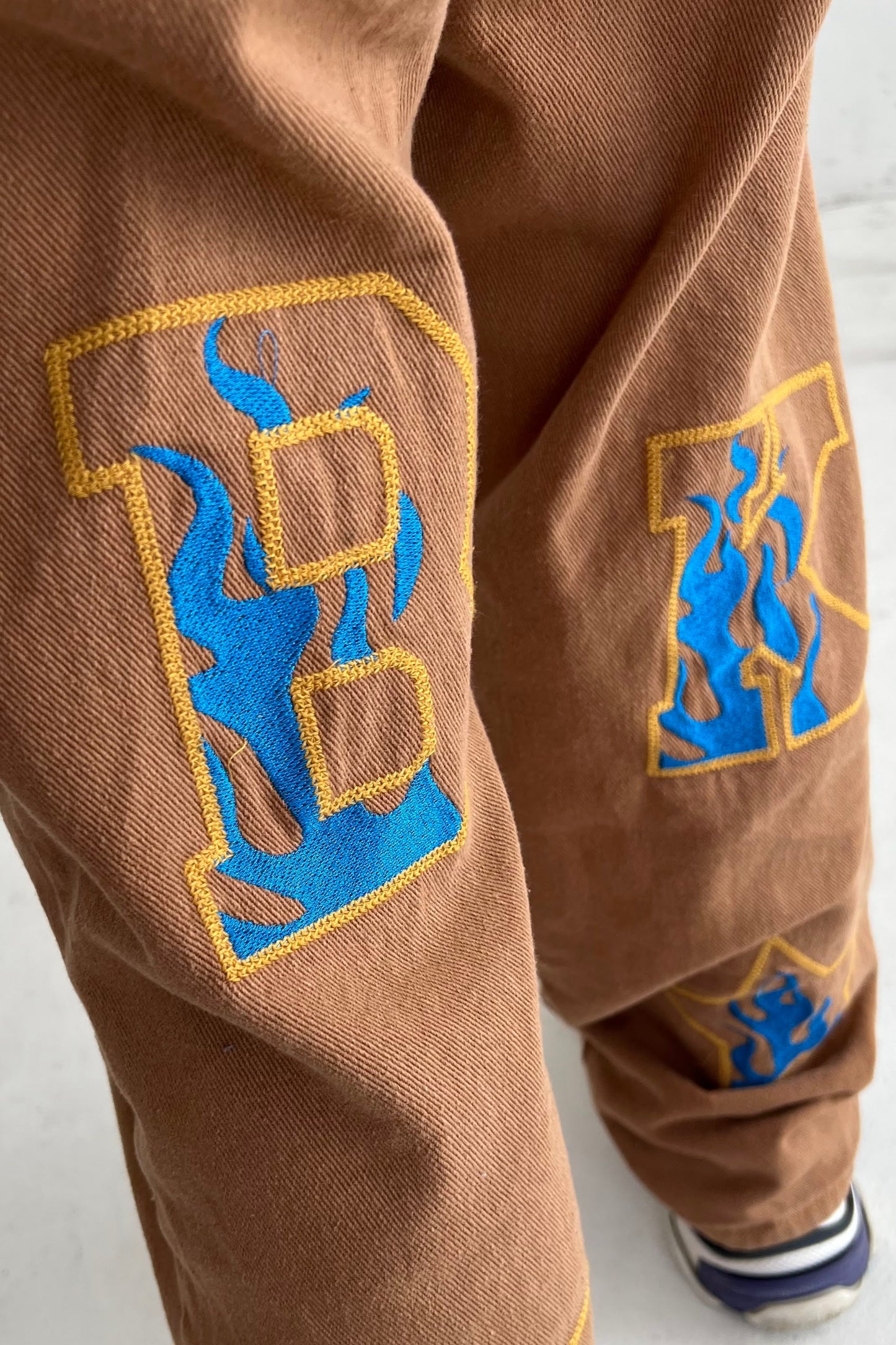 ステッチデザインパンツ DPA66023