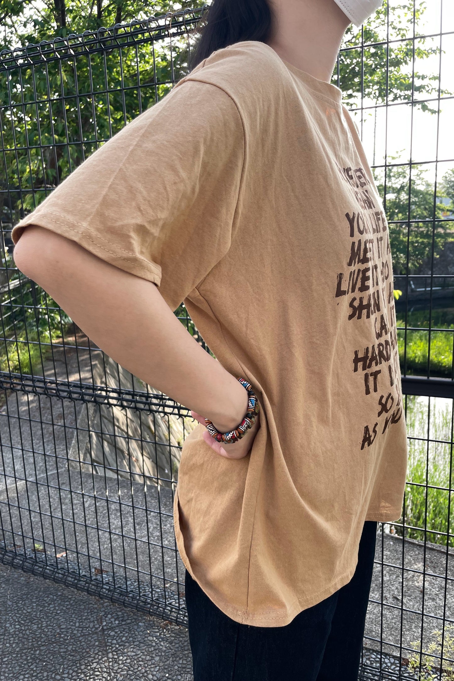 ブラウンデザインTシャツ DPA46041
