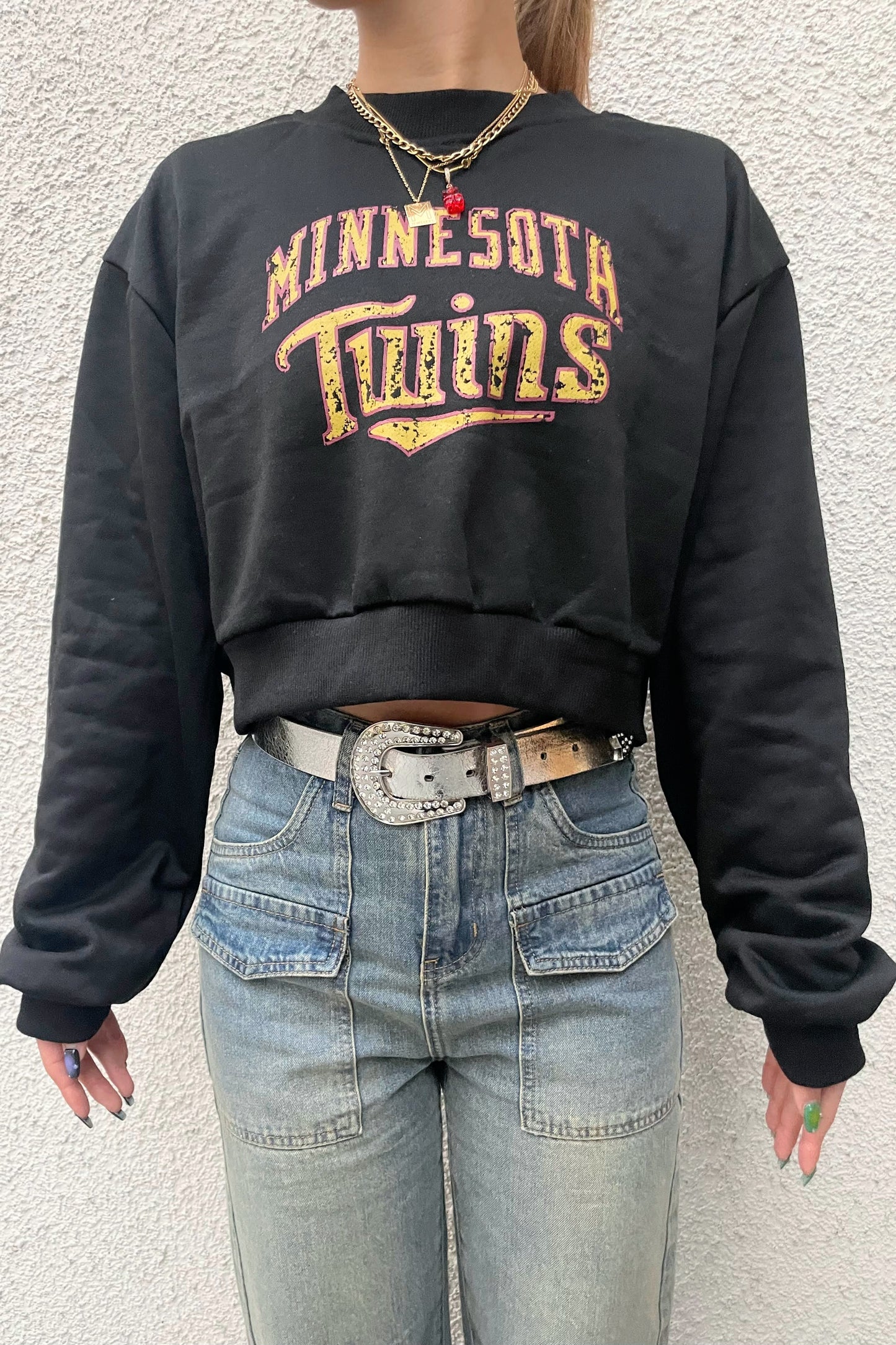 TWINSロゴスウェット DPB48011