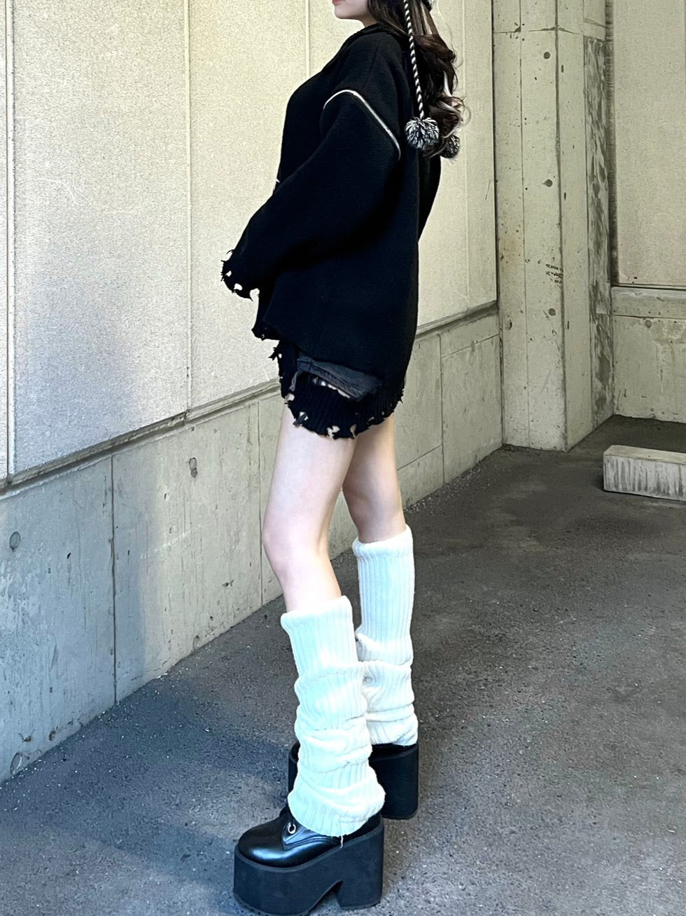 ダメージムーンニット DPA64082