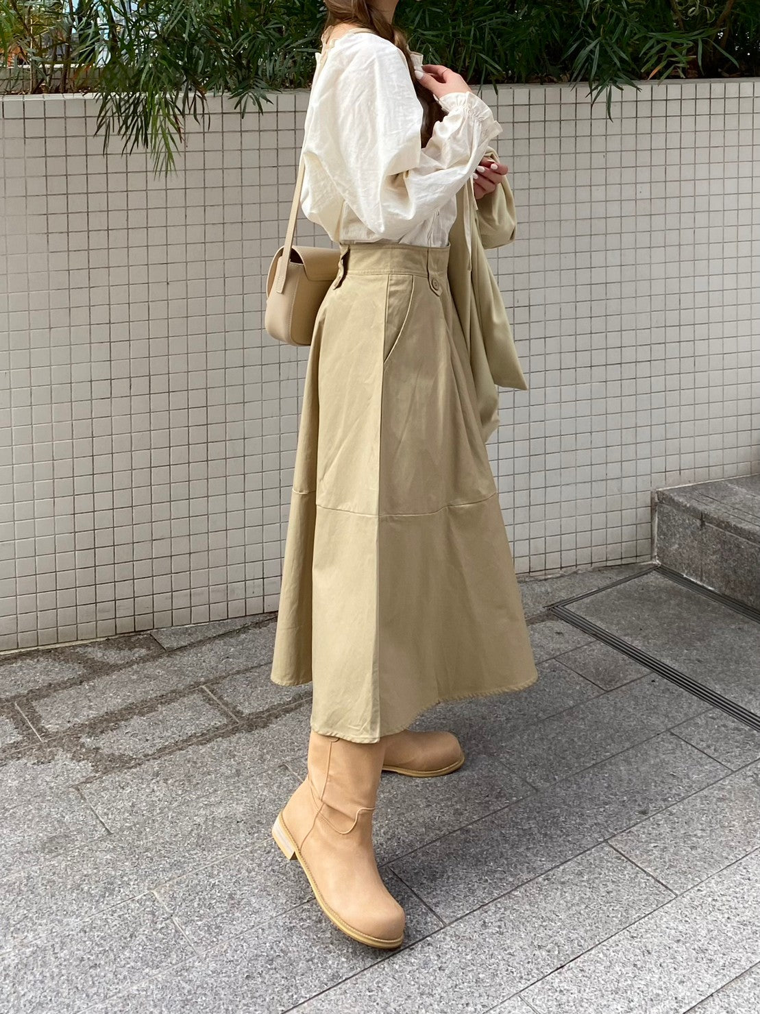ベージュフレアロングスカート CPA09039