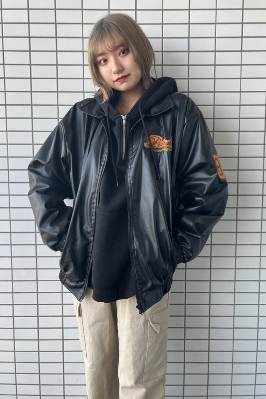 レザースタジャン DPA02165