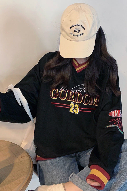 Vネックステッチデザインスウェット DPB71250