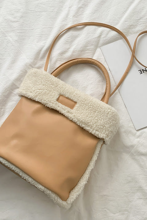 ボアレザーショルダーバッグ CPA42209