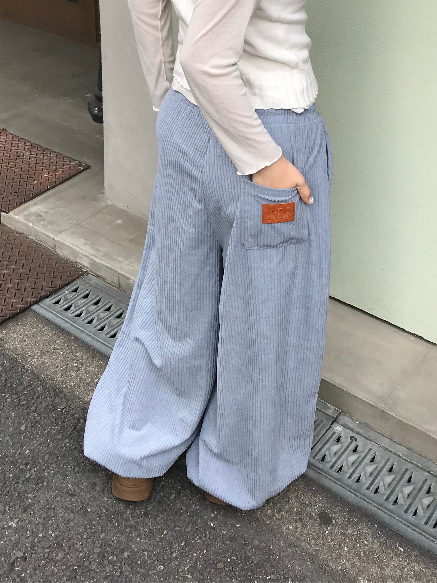 コーデュロイタックワイドパンツ DPB89176