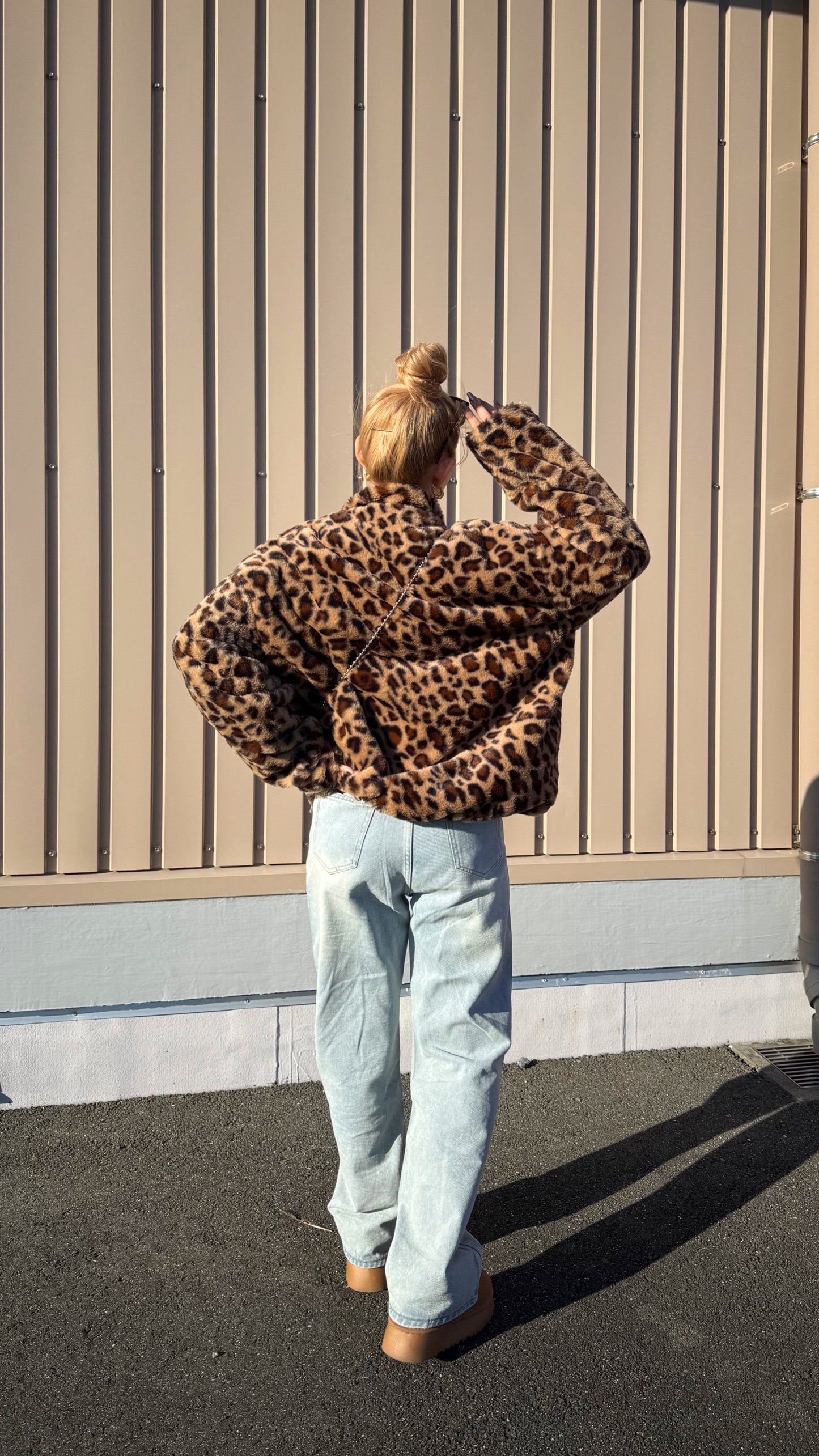 リバーシブルレオパードジャケット DPB73508