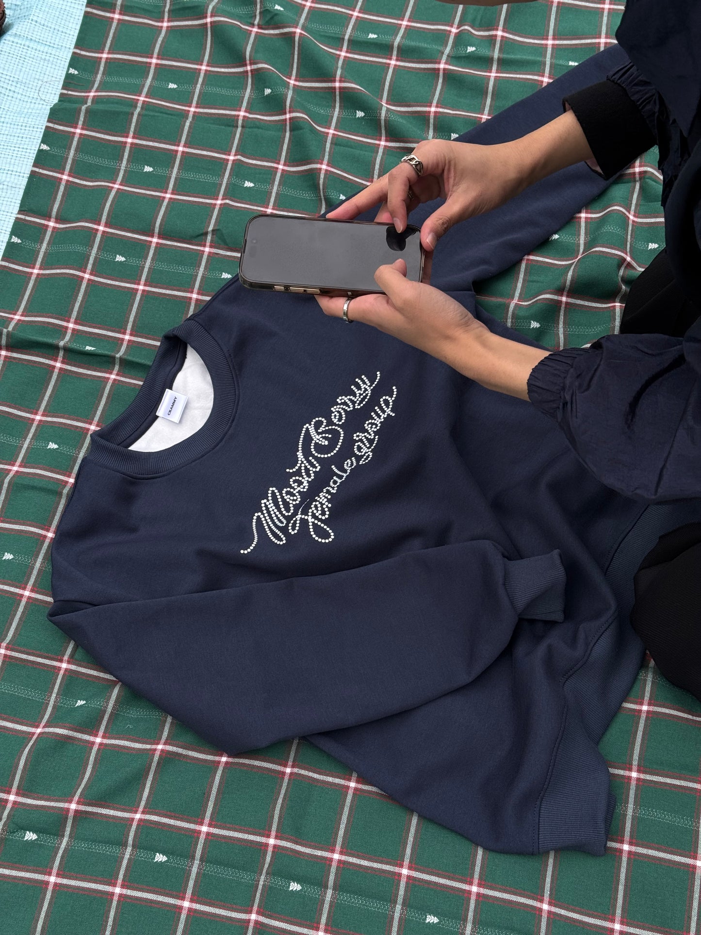 キラキラロゴスウェット DPB93042