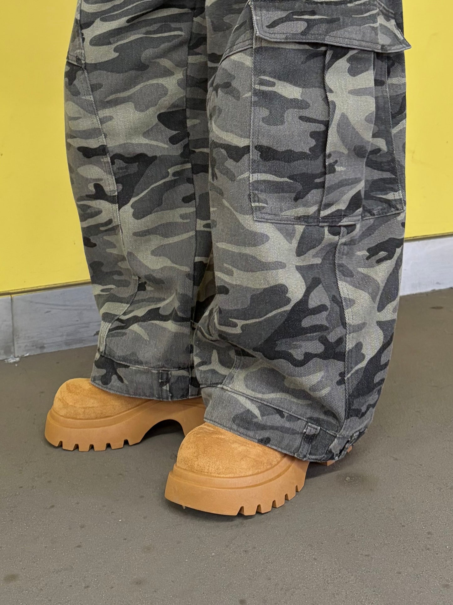 ボリュームハイソールショートブーツ DPB98003