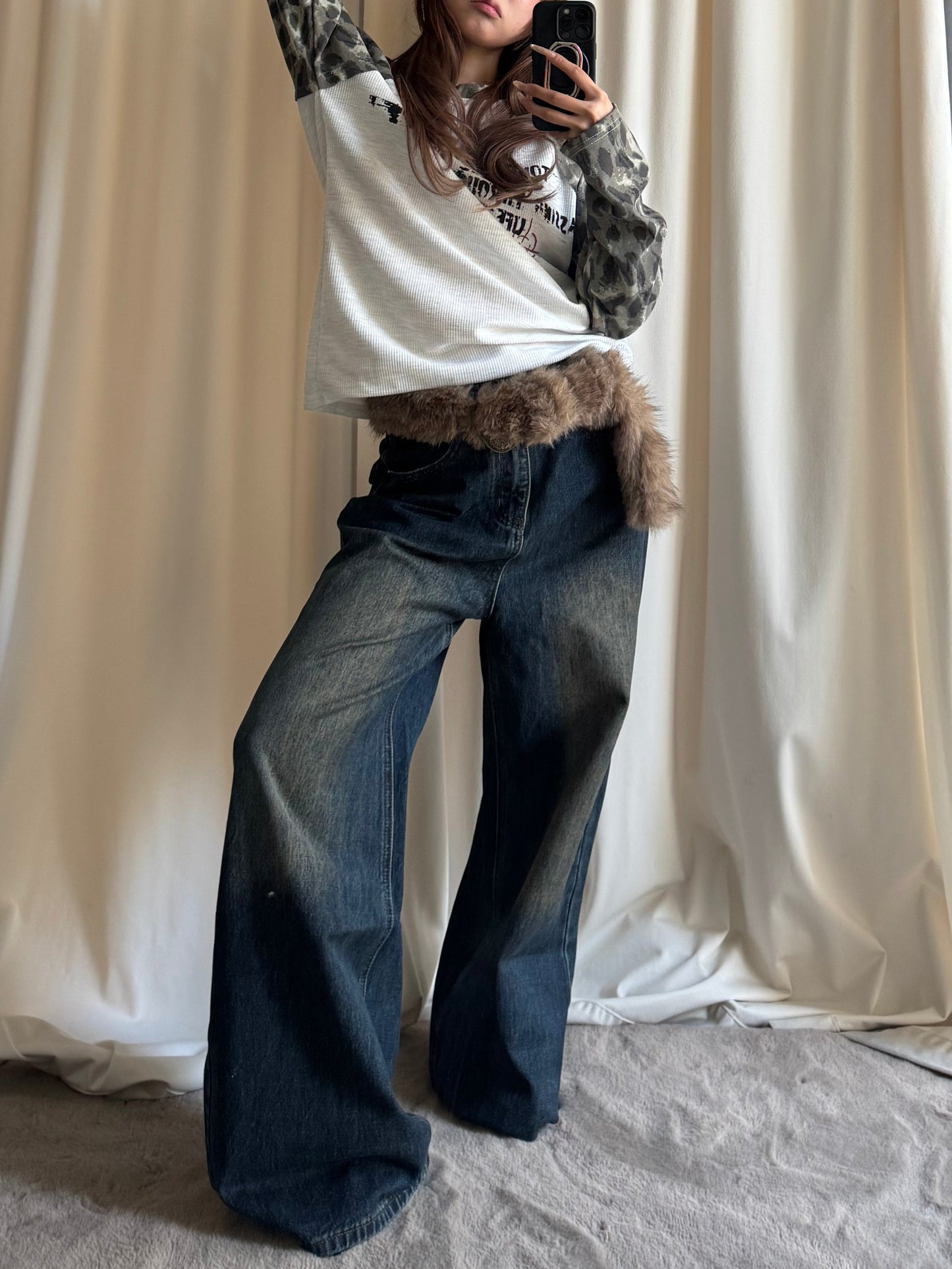 ファーベルト付きデニムパンツ DPB86226