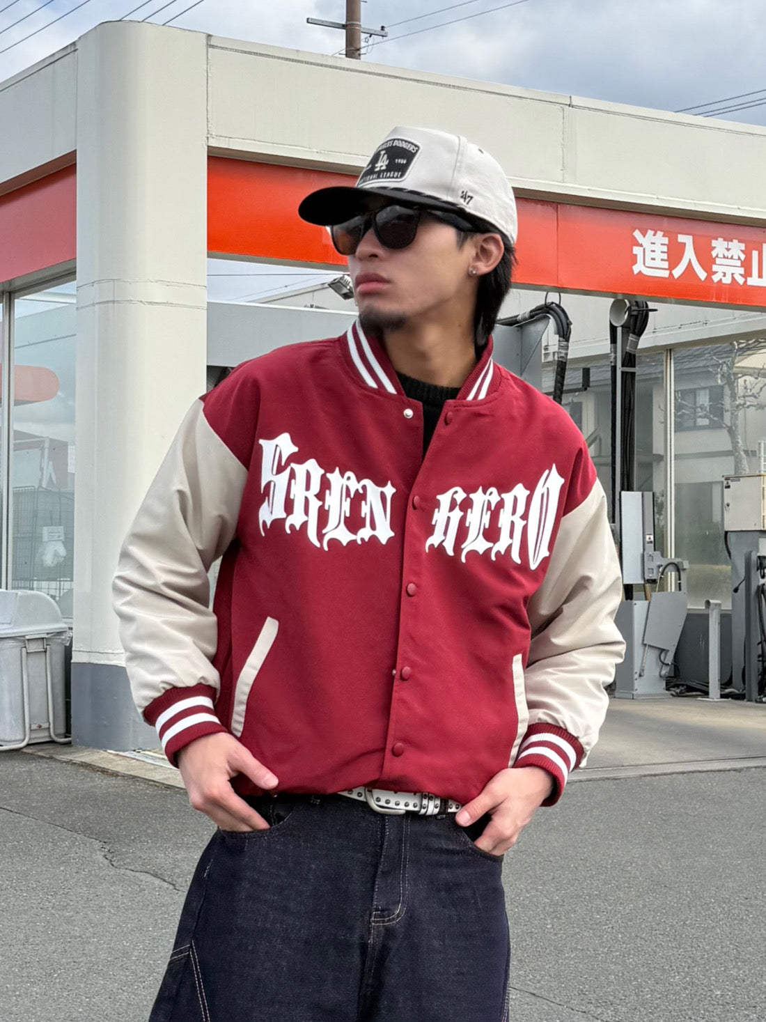 ロゴラインスタジャン DPB90126