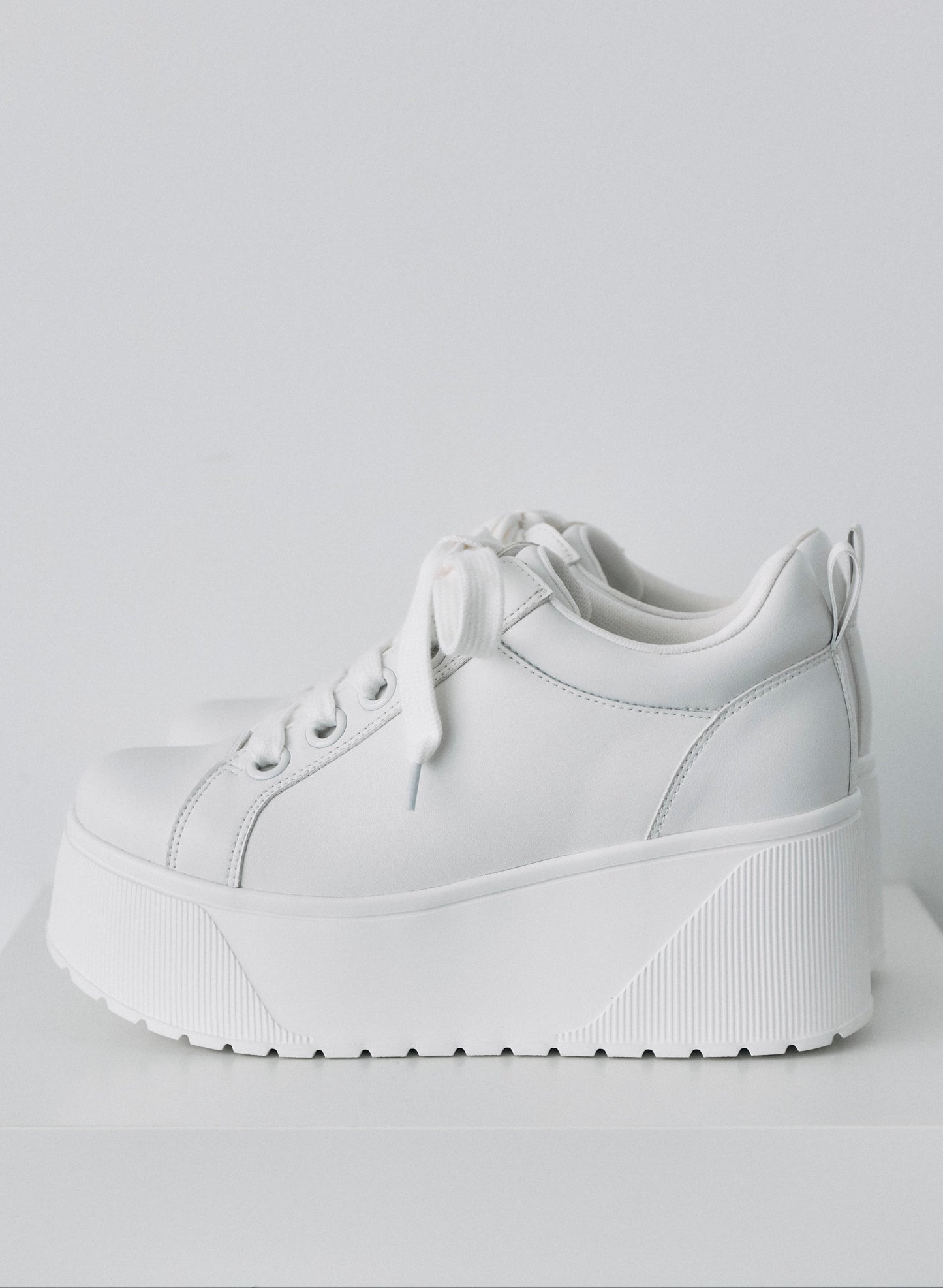 platform sneaker WHITE