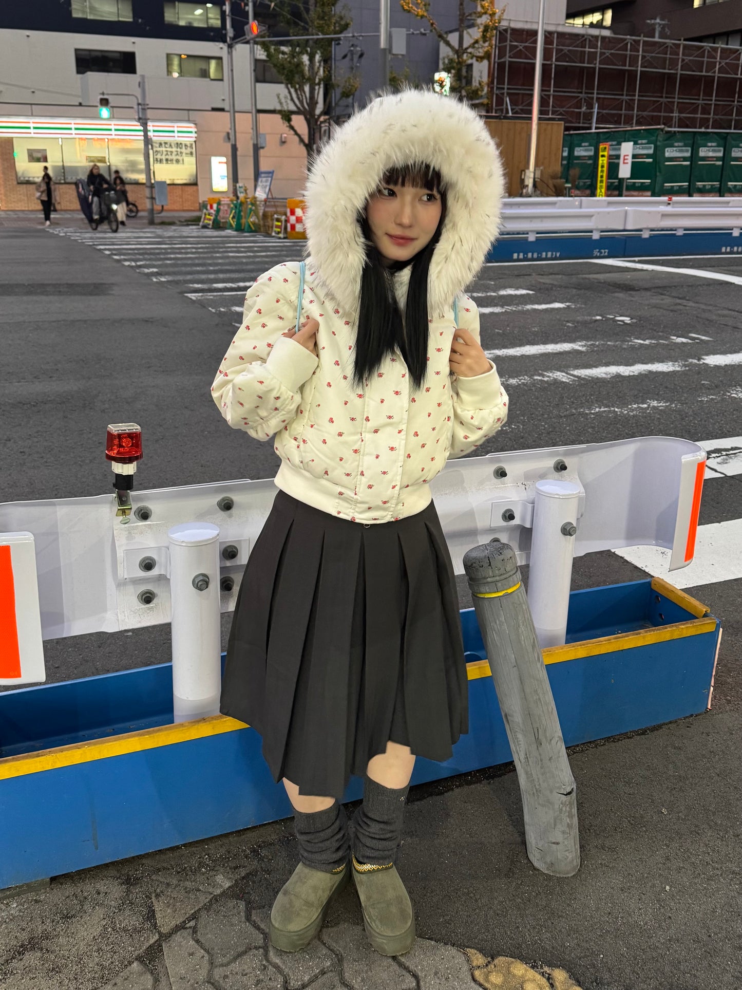 ミディアムプリーツスカート DPB85373