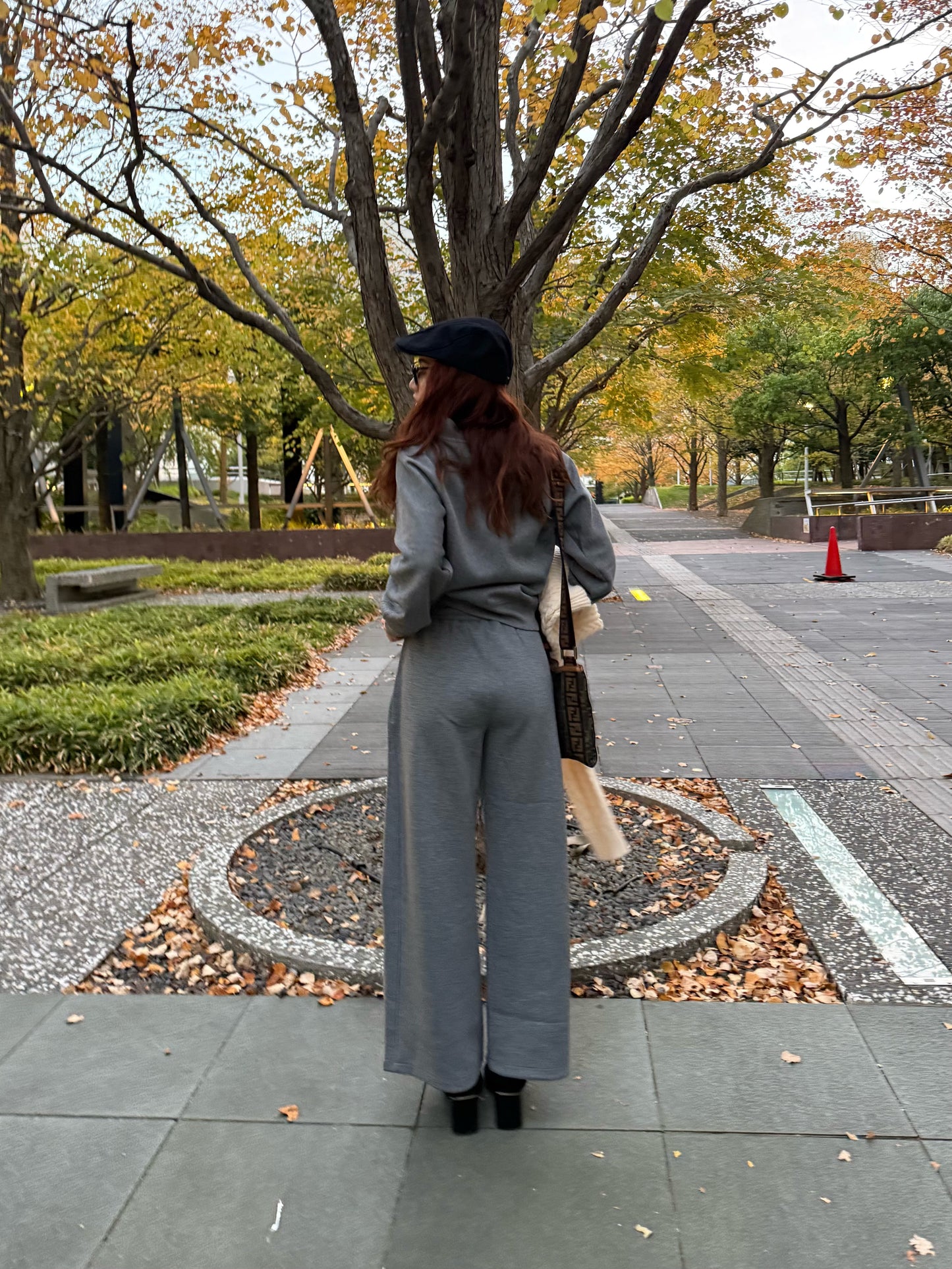 グレースウェットセットアップ DPB47496