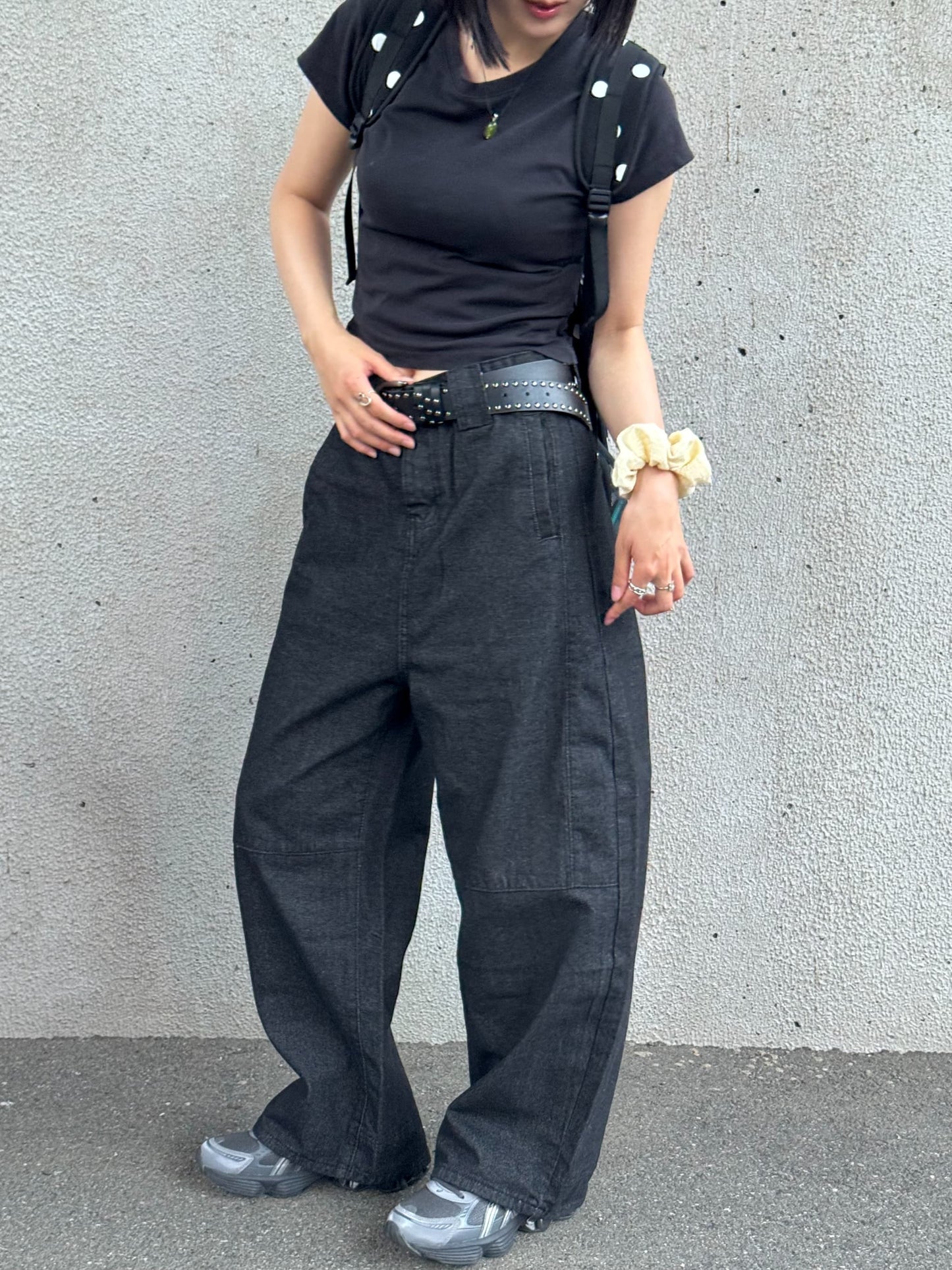 ブラックバギーデニムパンツ DPB93125