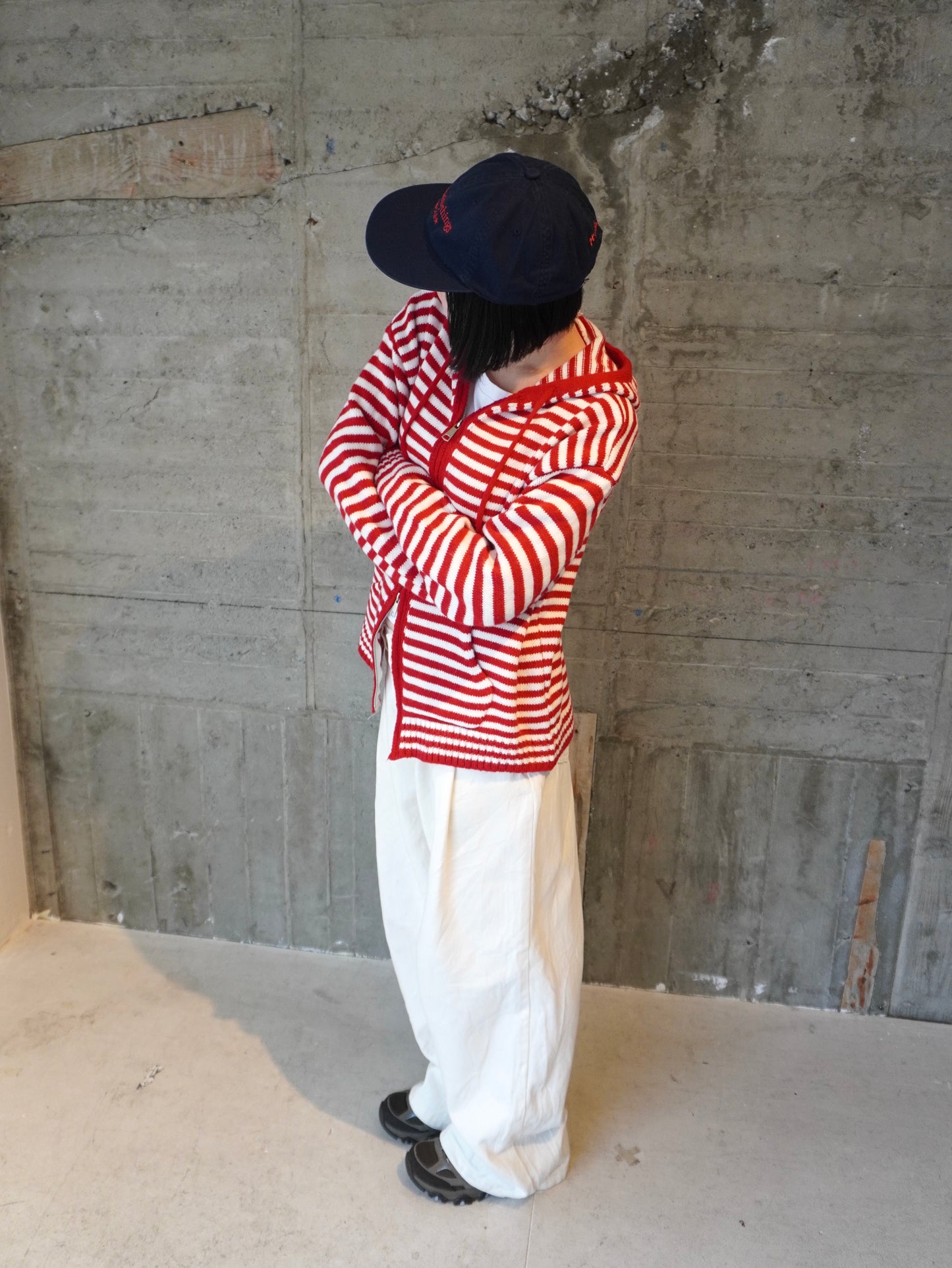 ホワイトワイドタックパンツ DPB85118