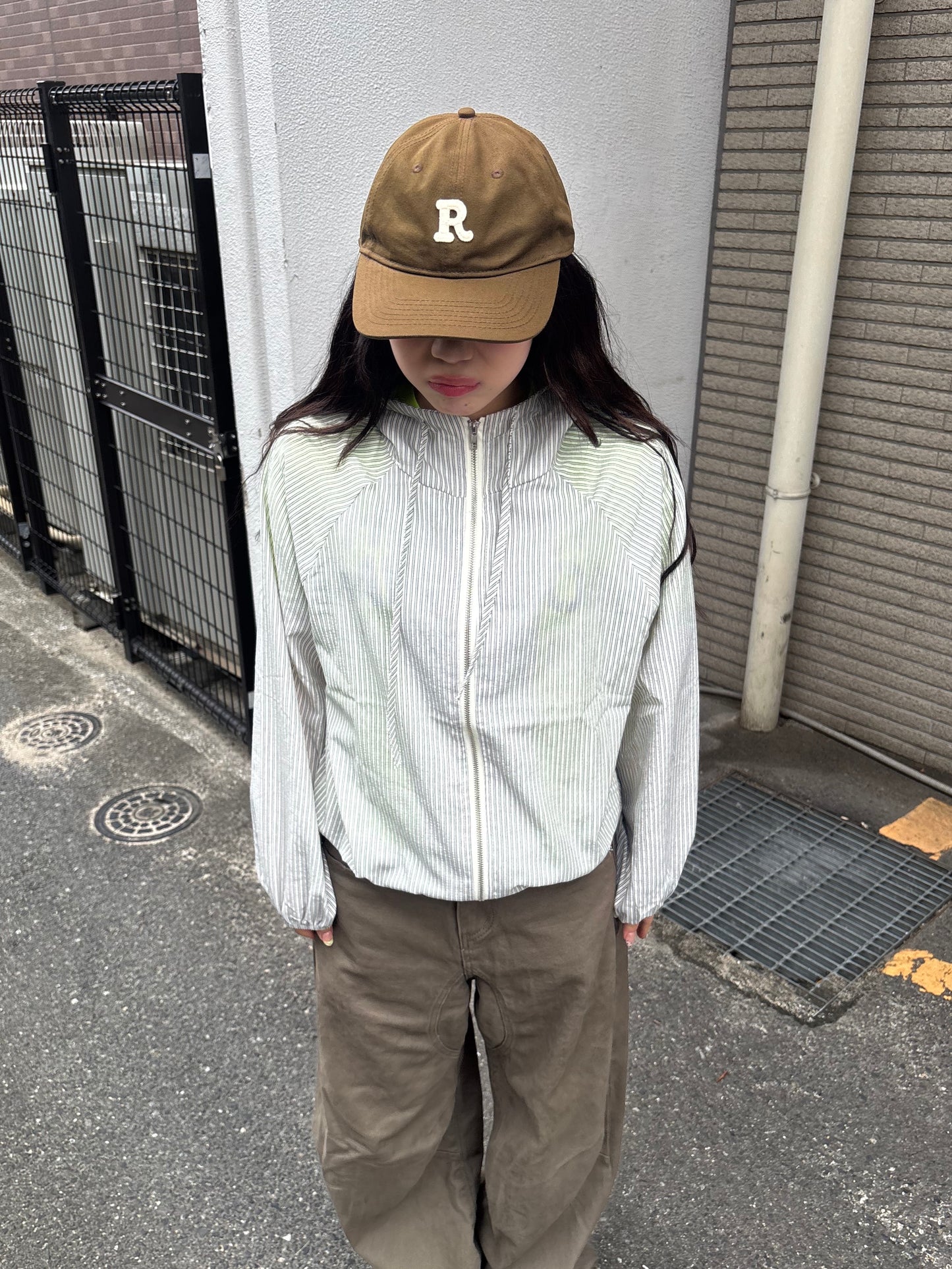 ストライプマウンテンパーカー DPB89081