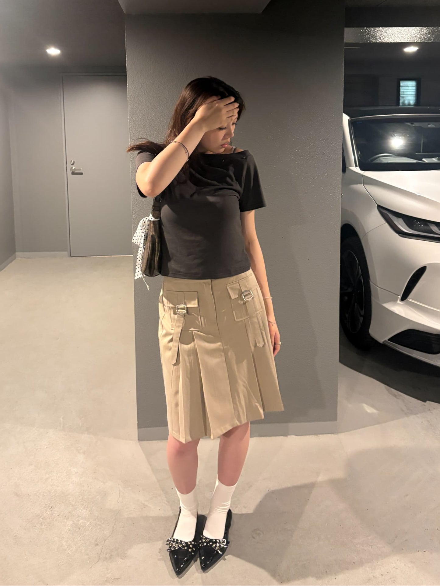 スタッズオフショルダーTシャツ DPC08070