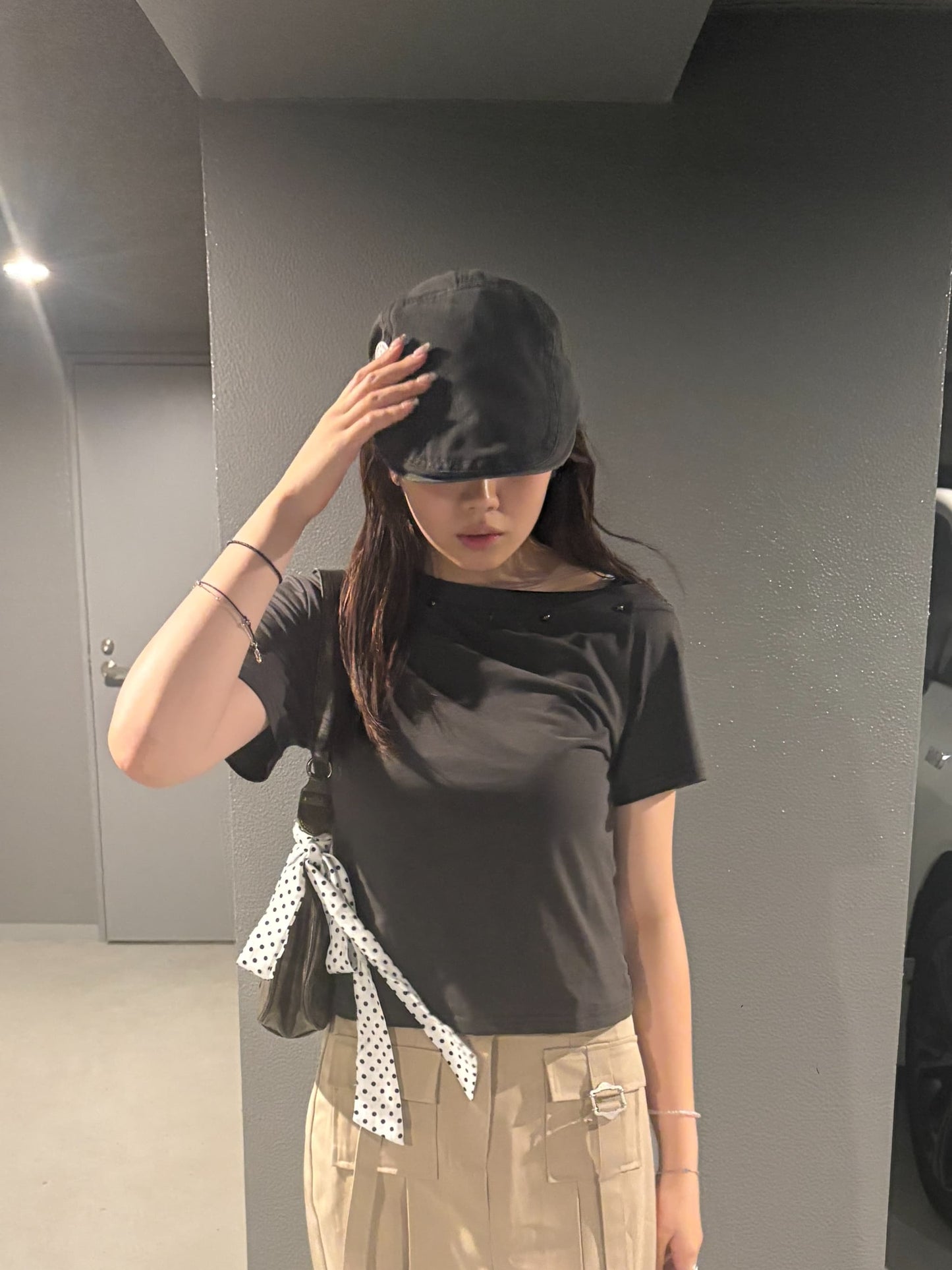 スタッズオフショルダーTシャツ DPC08070