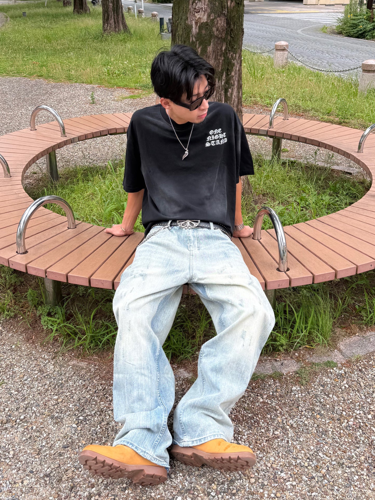 バックロゴペイントクロスTシャツ DPB90229