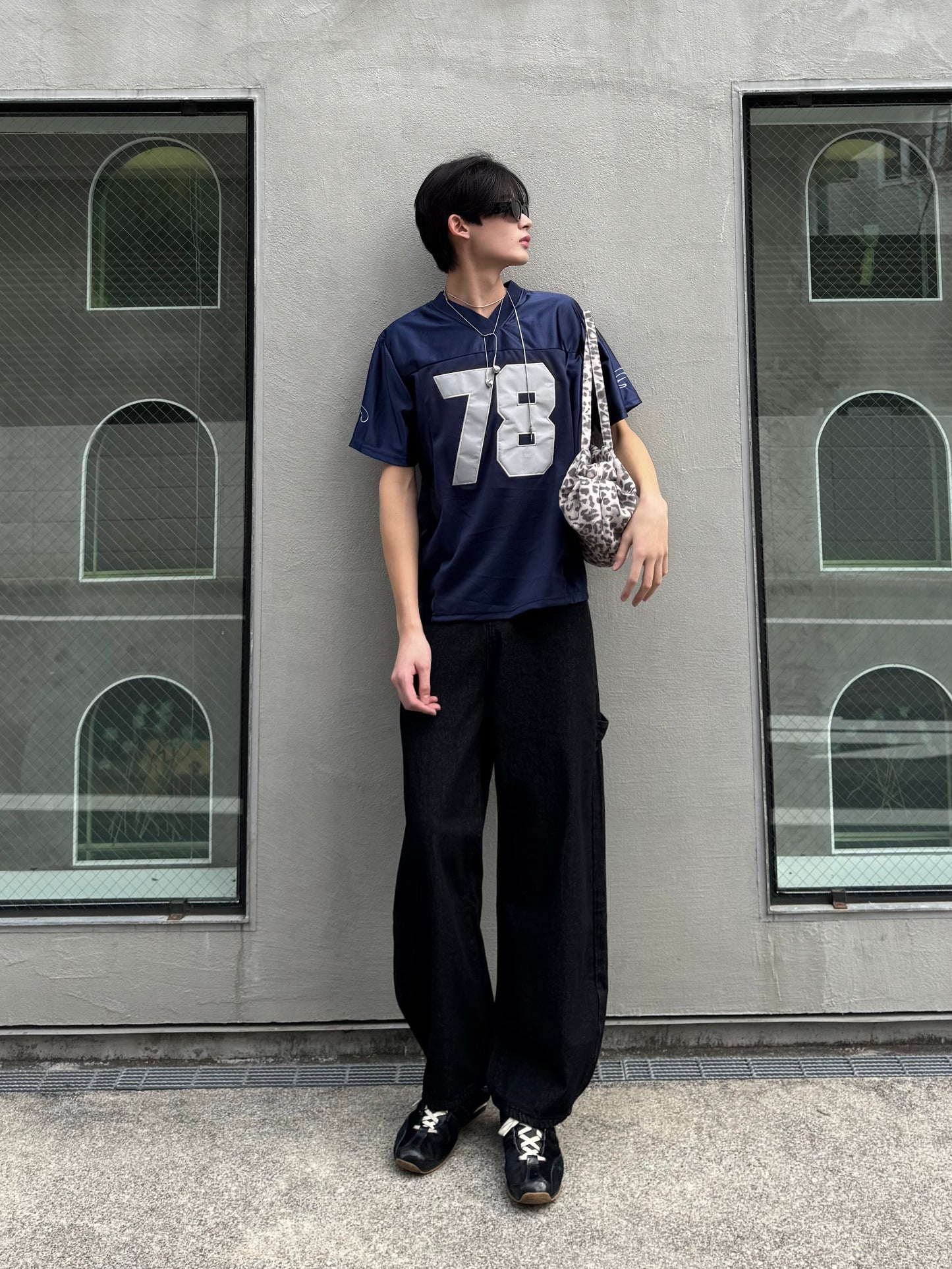 ダーククロスロゴデニムパンツ DPC05034