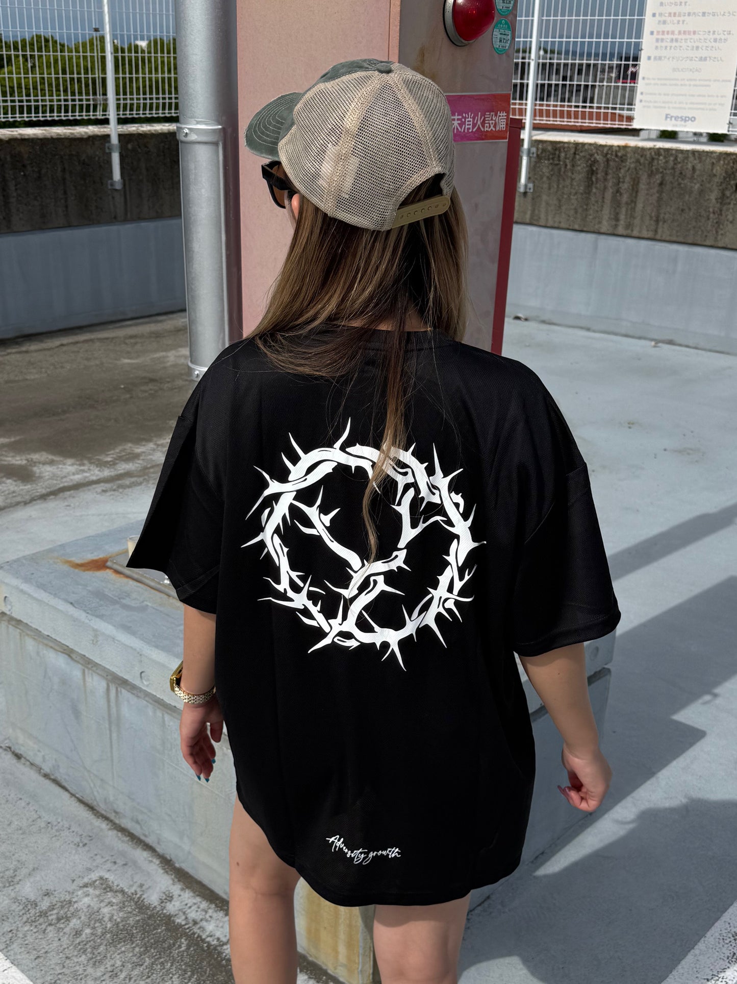 バーブワイヤーデザインTシャツ DPB90194