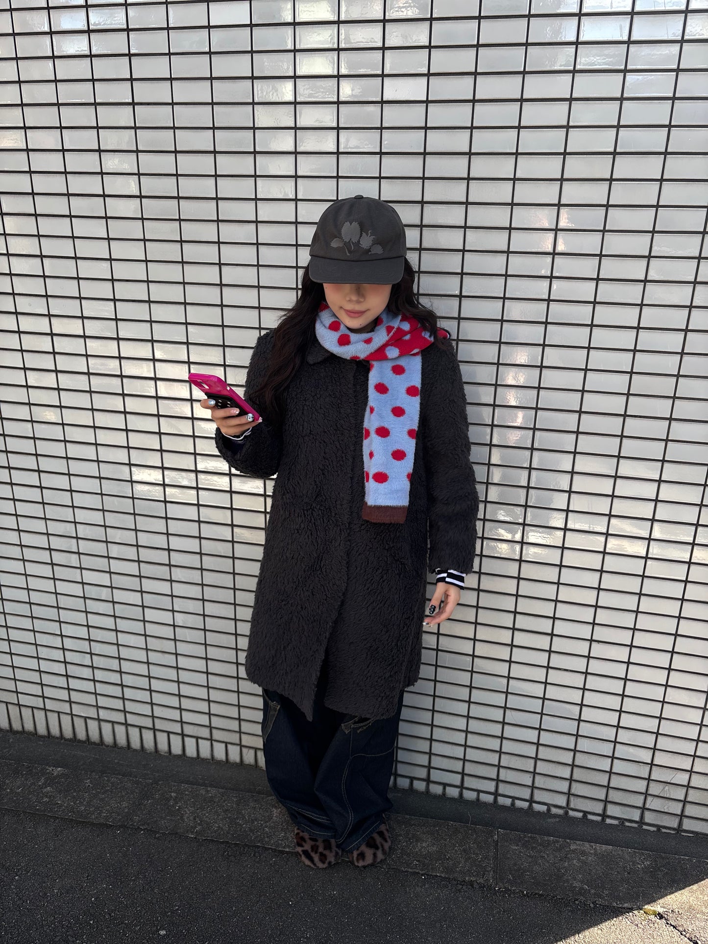 リバーシブルミディアムドットマフラー DPB89108