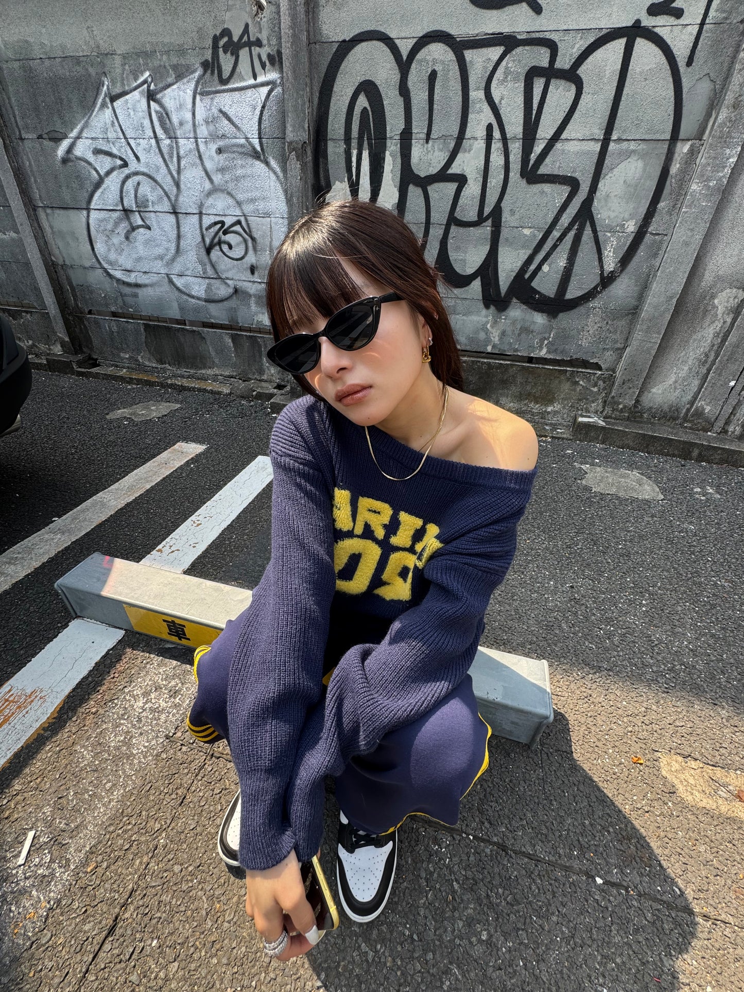 ロゴワンショルニット DPB86023