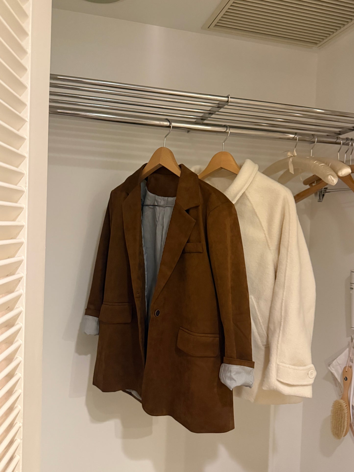 スエードライクテーラードジャケット DPA43723