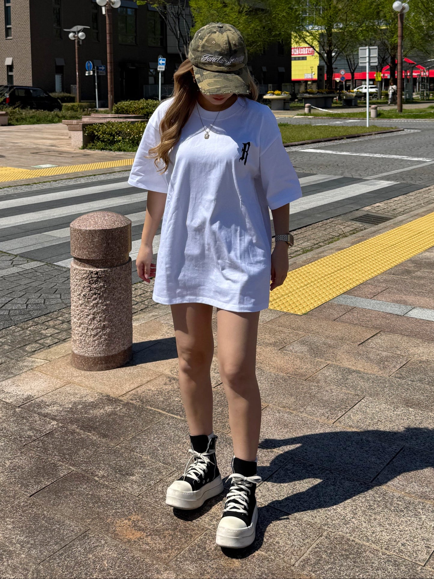 オーバーロゴTシャツ DPB73607