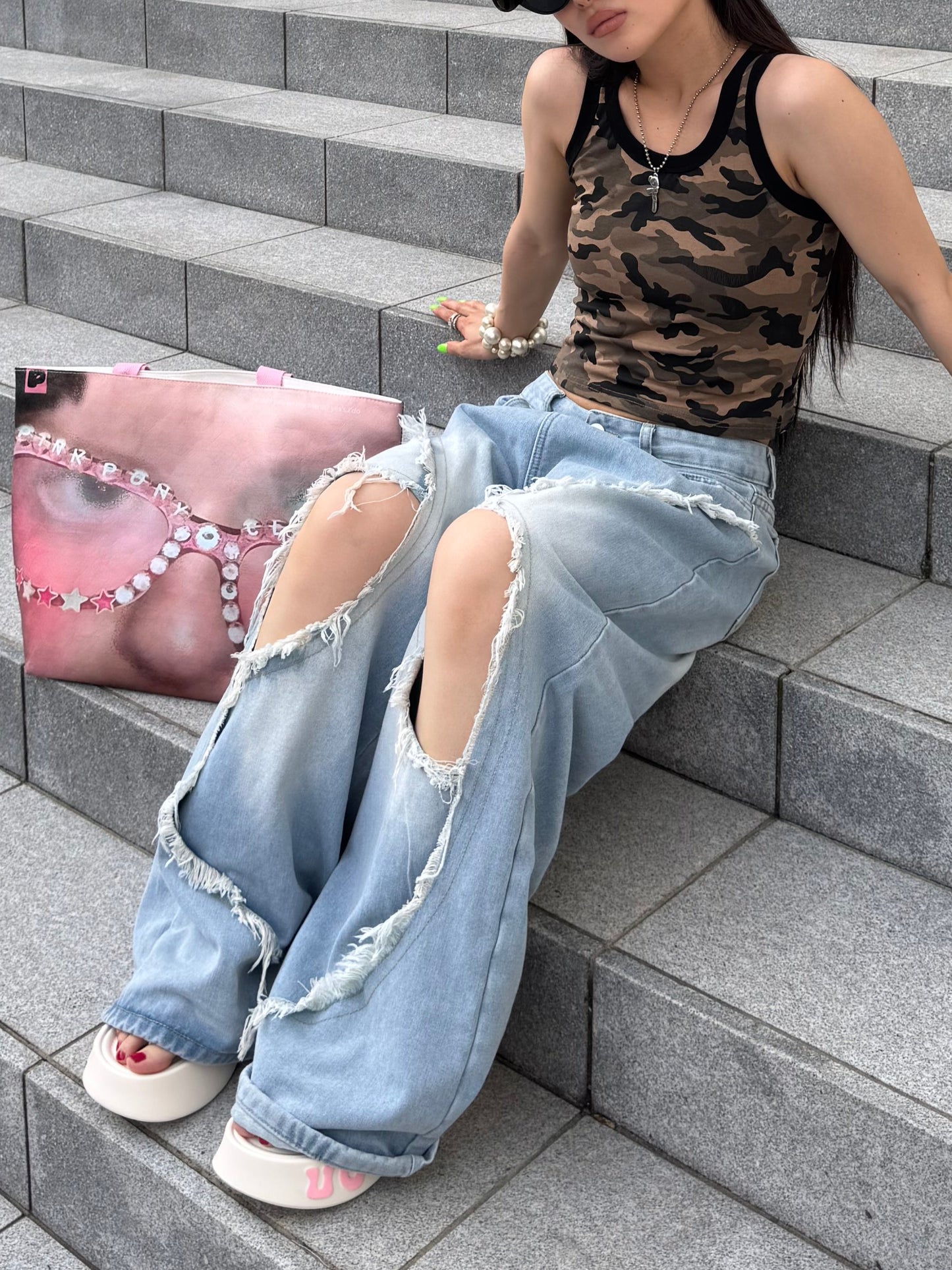 ウェーブカットワイドデニムパンツ DPB86082
