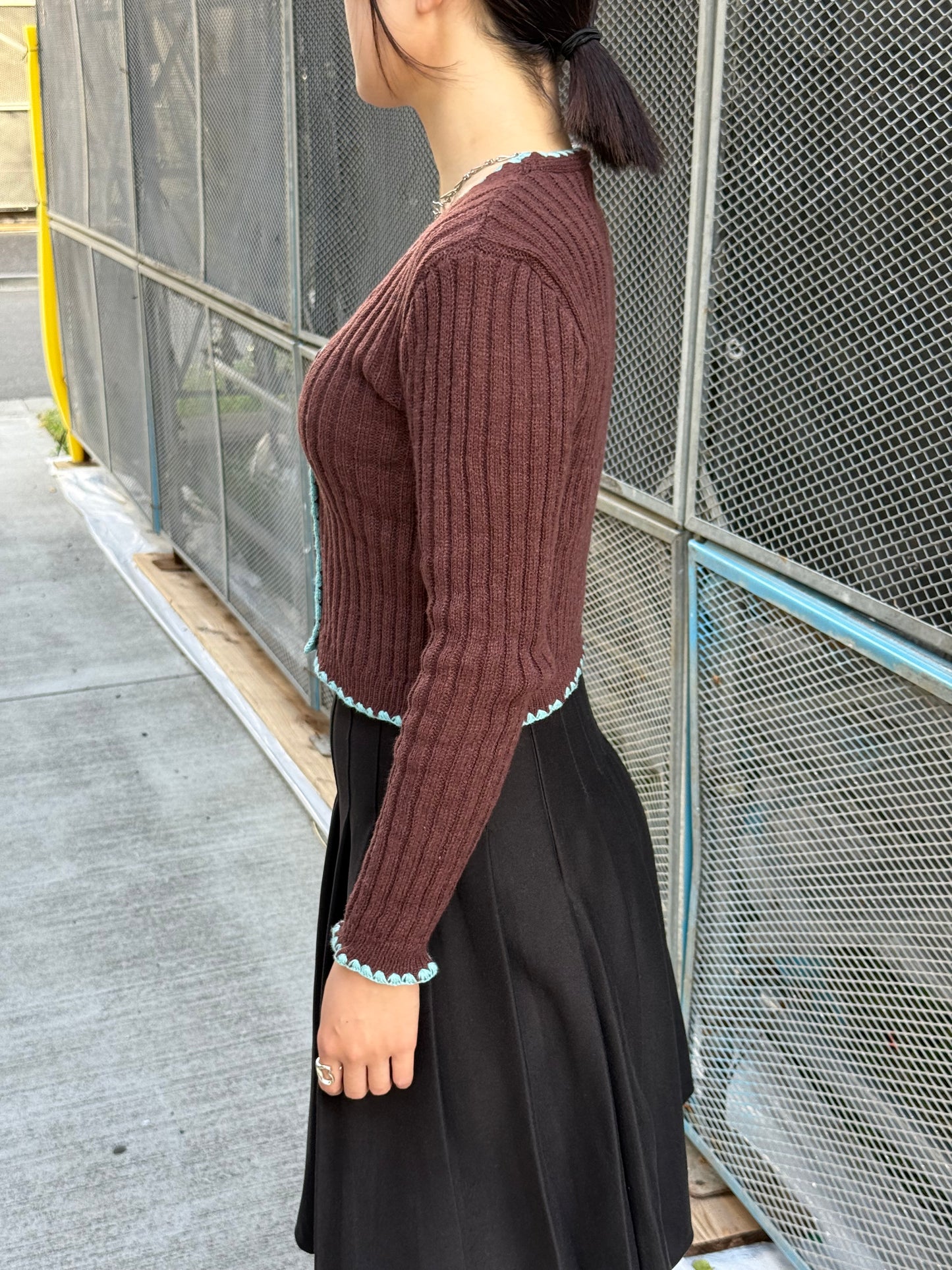 バイカラーニットトップス DPB93014