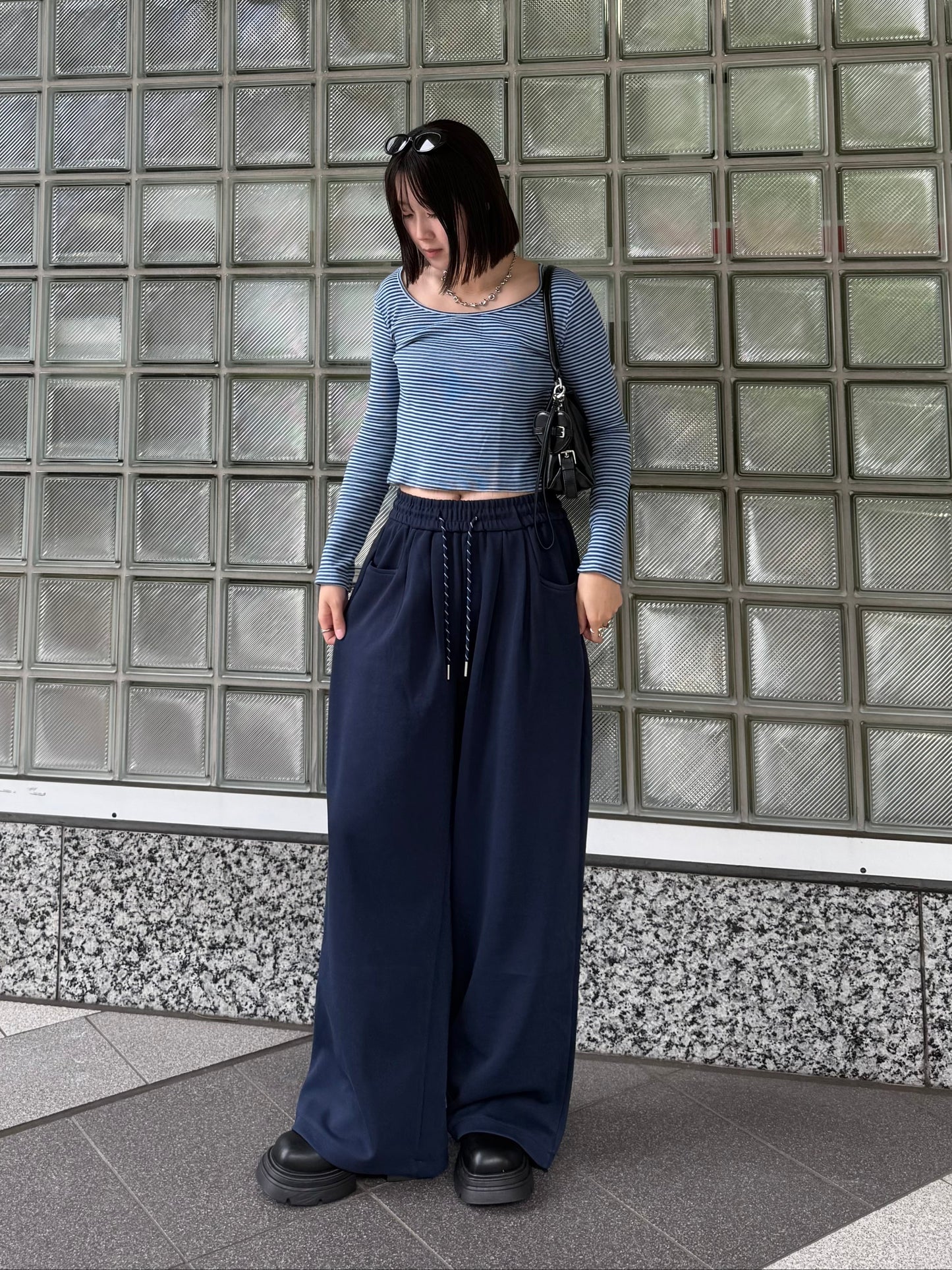 フロントポケット付きスウェットパンツ DPB93030