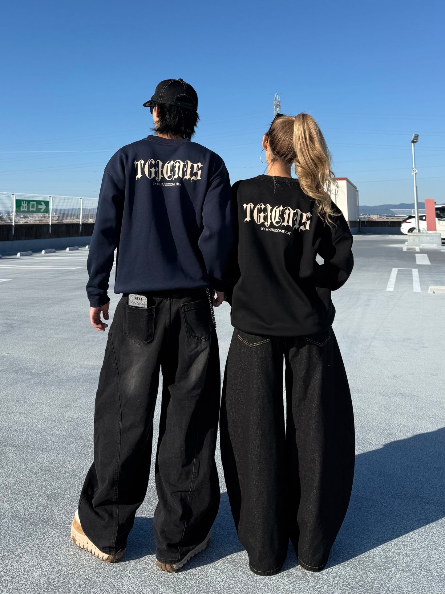 ユニセックスロゴスウェット DPB73563