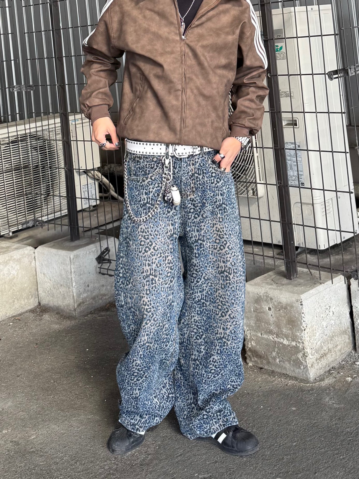 ブルーレオパードデニムパンツ DPB90077