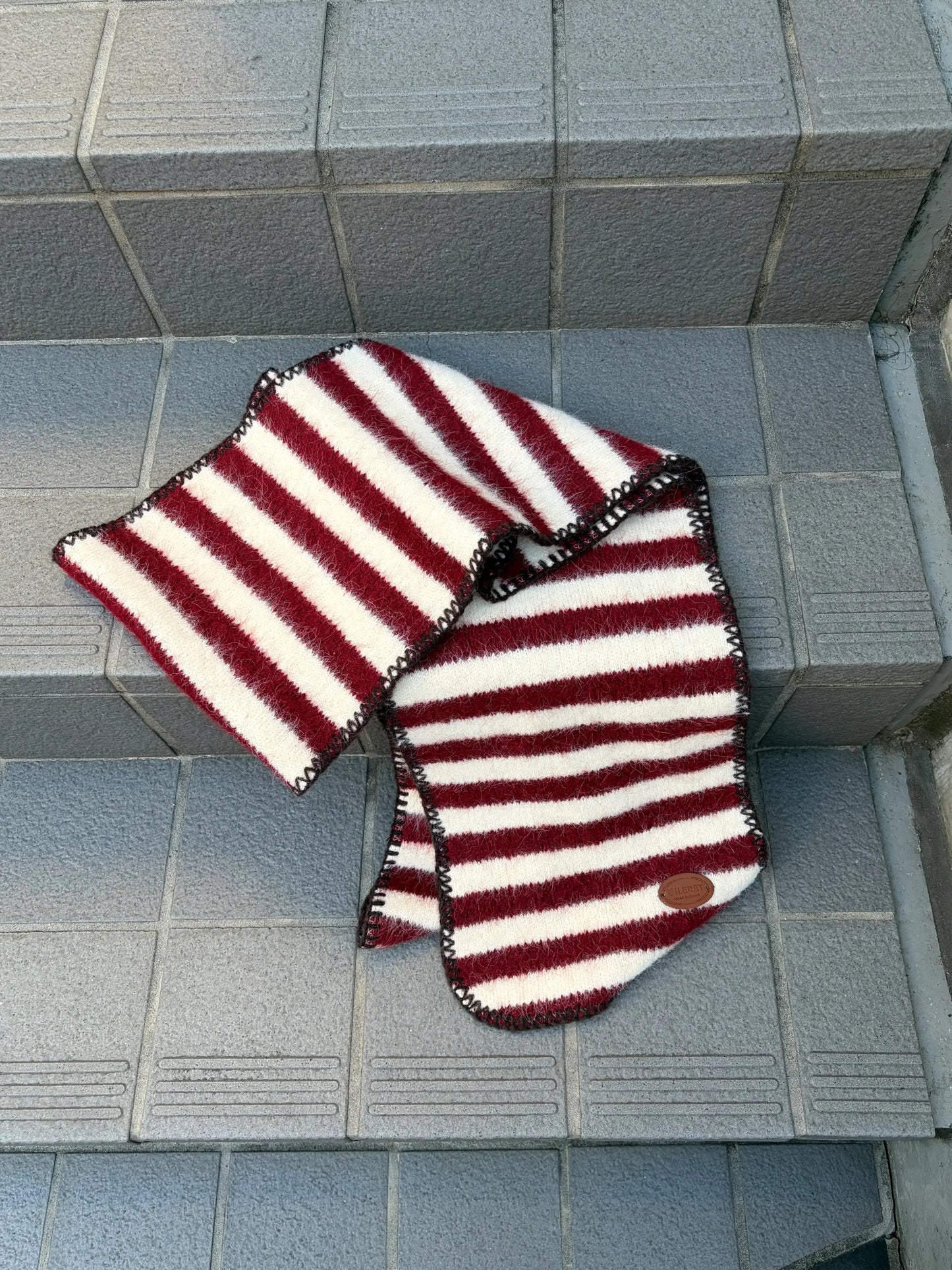 ステッチボーダーニットマフラー DPB92075