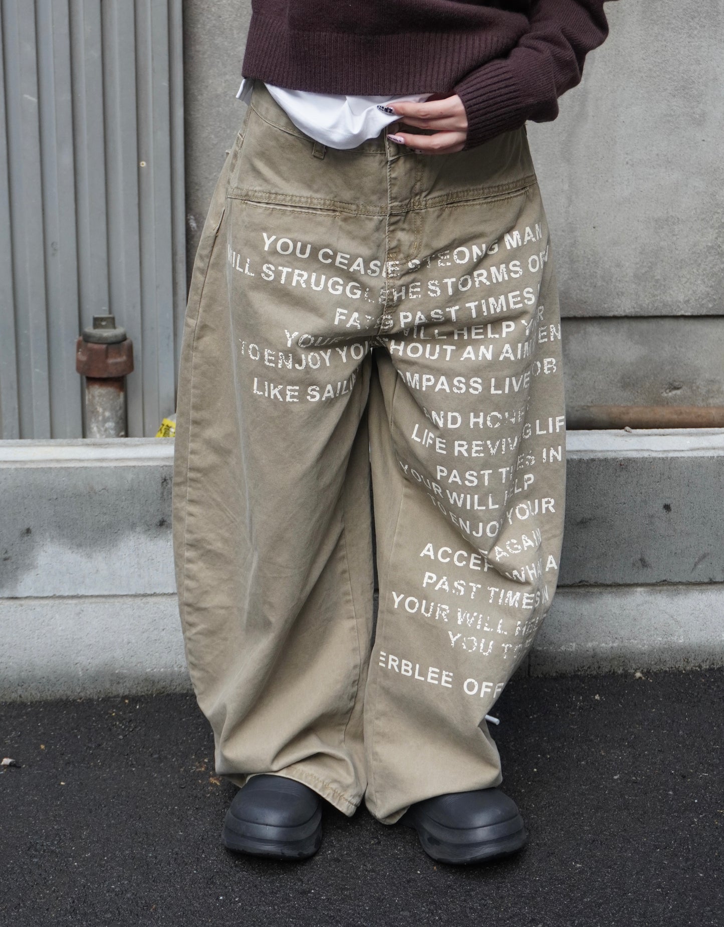 レタリングペイントデニムパンツ DPB85323