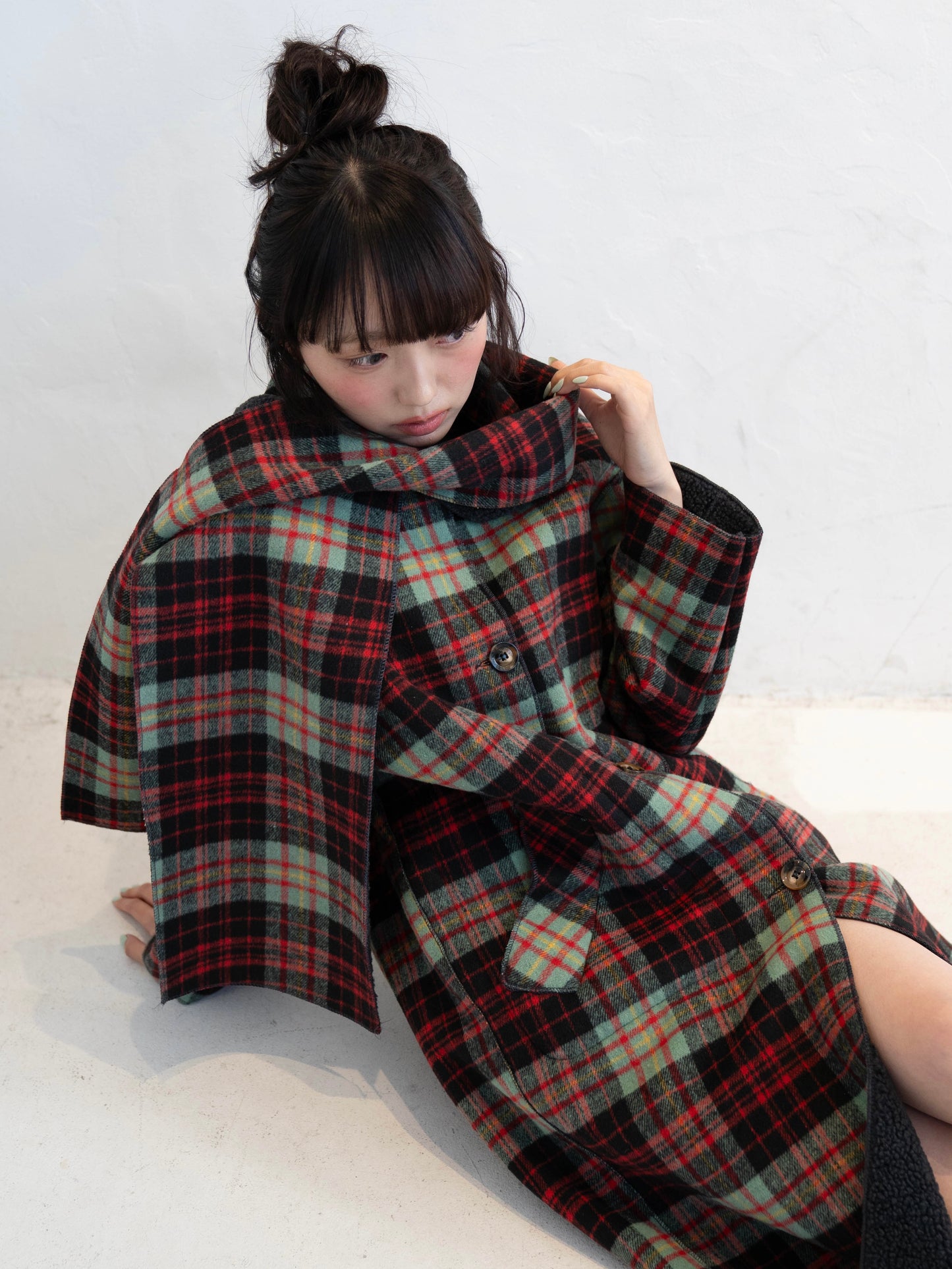 マフラー付きチェックロングコート DPC02015