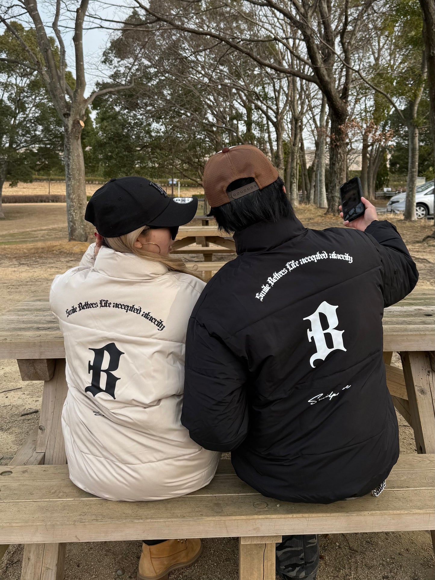 ユニセックスロゴダウン DPB73584