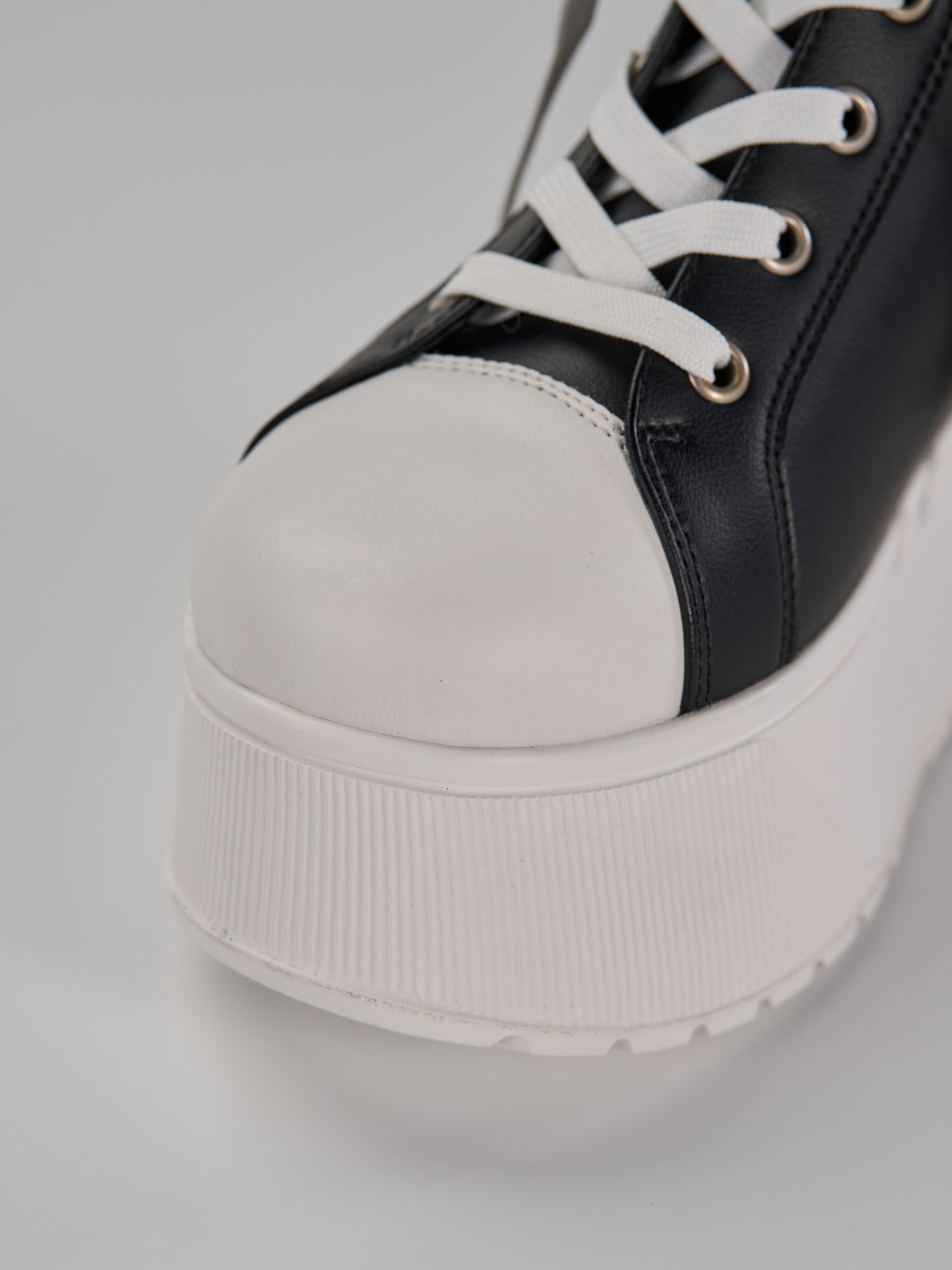 【予約】platform highcut sneaker 11月中旬以降お届け