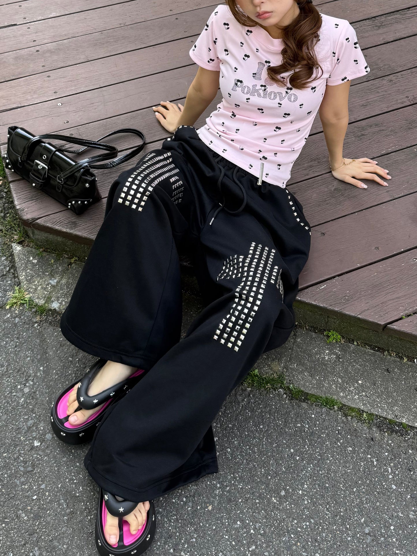 クロススタッズスウェットパンツ DPB86244