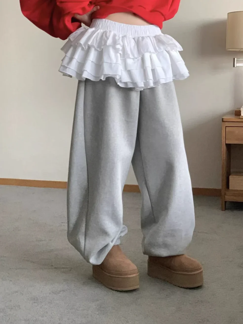 grancy ラインストーンデザインレイヤードスウェットパンツ　オフホワイト GRANCY トレーナー スウェット 「GRANCY」LinestoneDesign