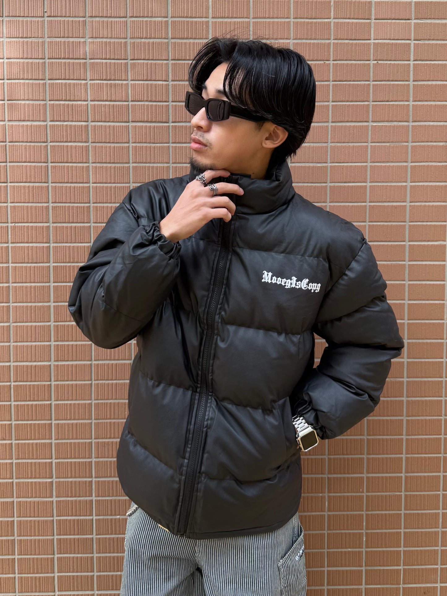 バックロゴアウター DPB90075