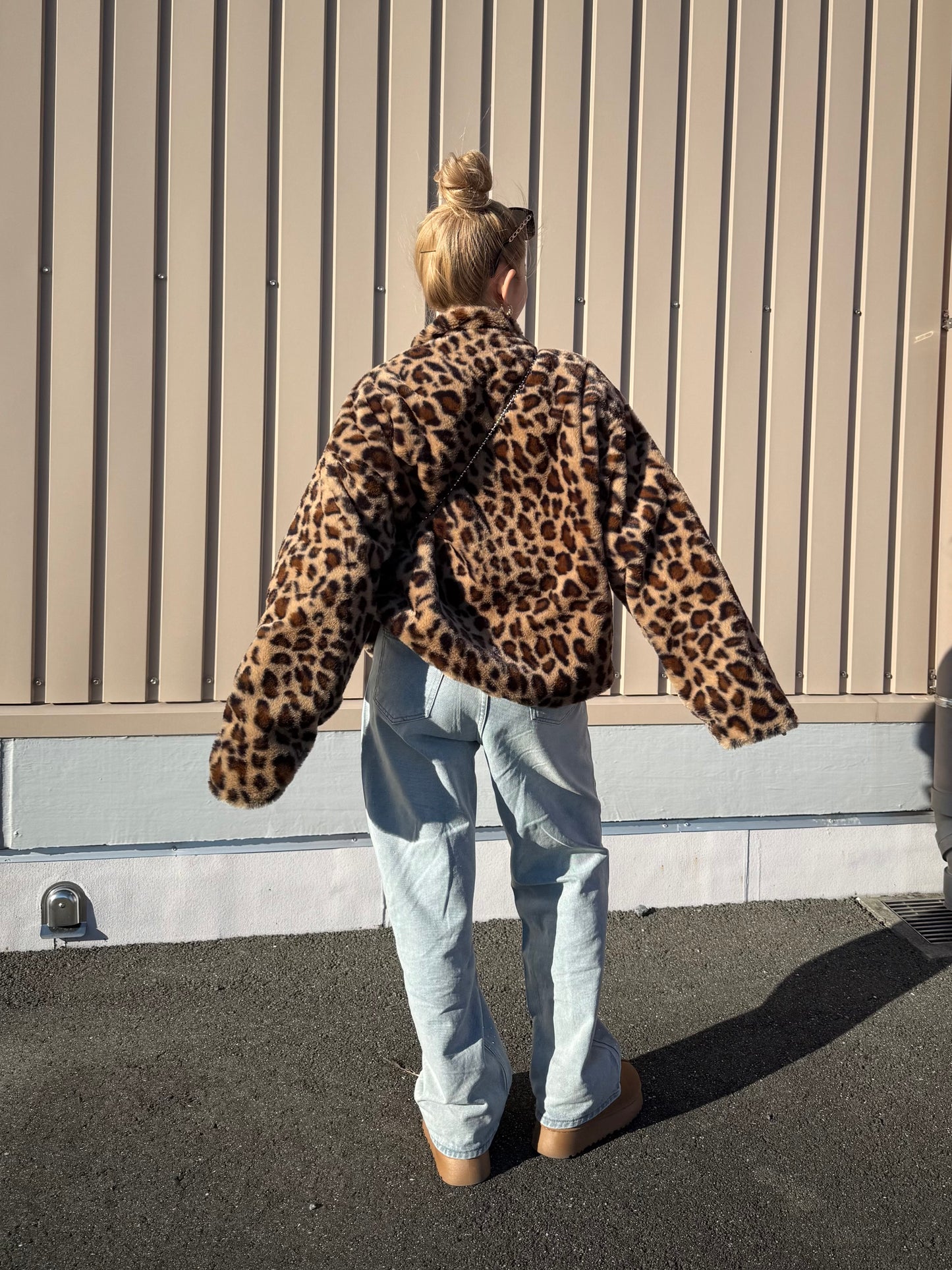 ストーンハイウエストデニムパンツ DPB73515