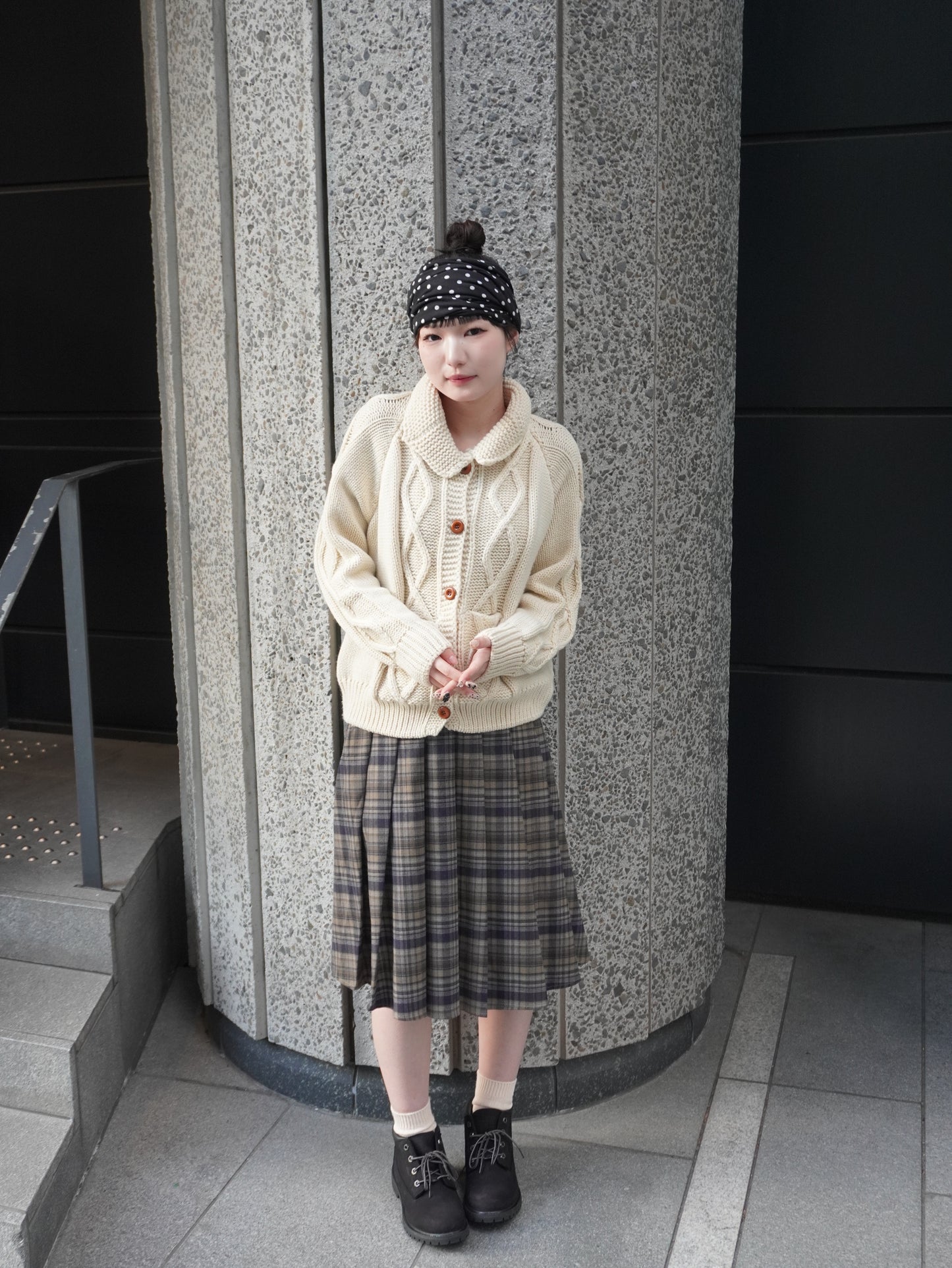 ケーブルカラーニット DPB85417