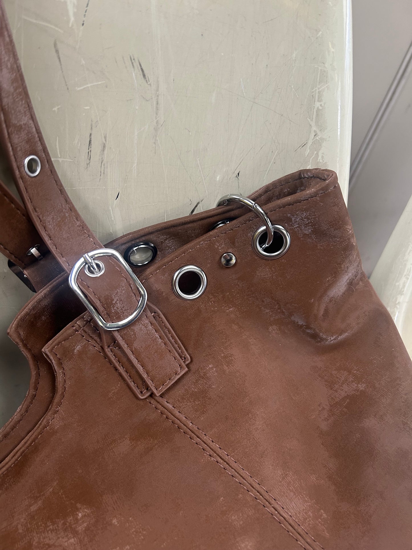 スエードライクショルダーバッグ DPB98006