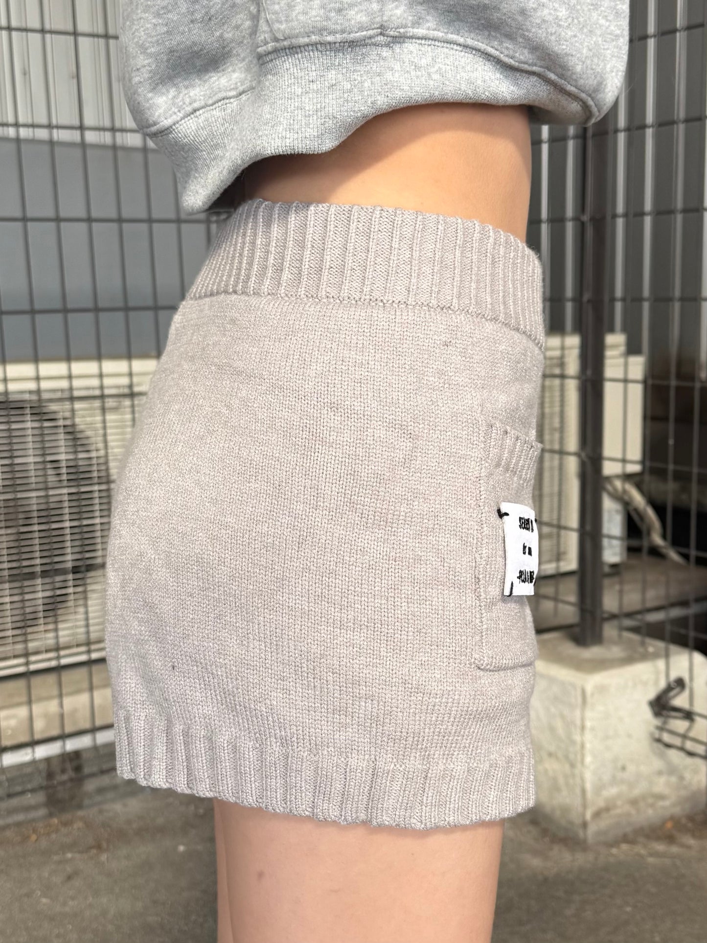 グレーニットショートパンツ DPB73485